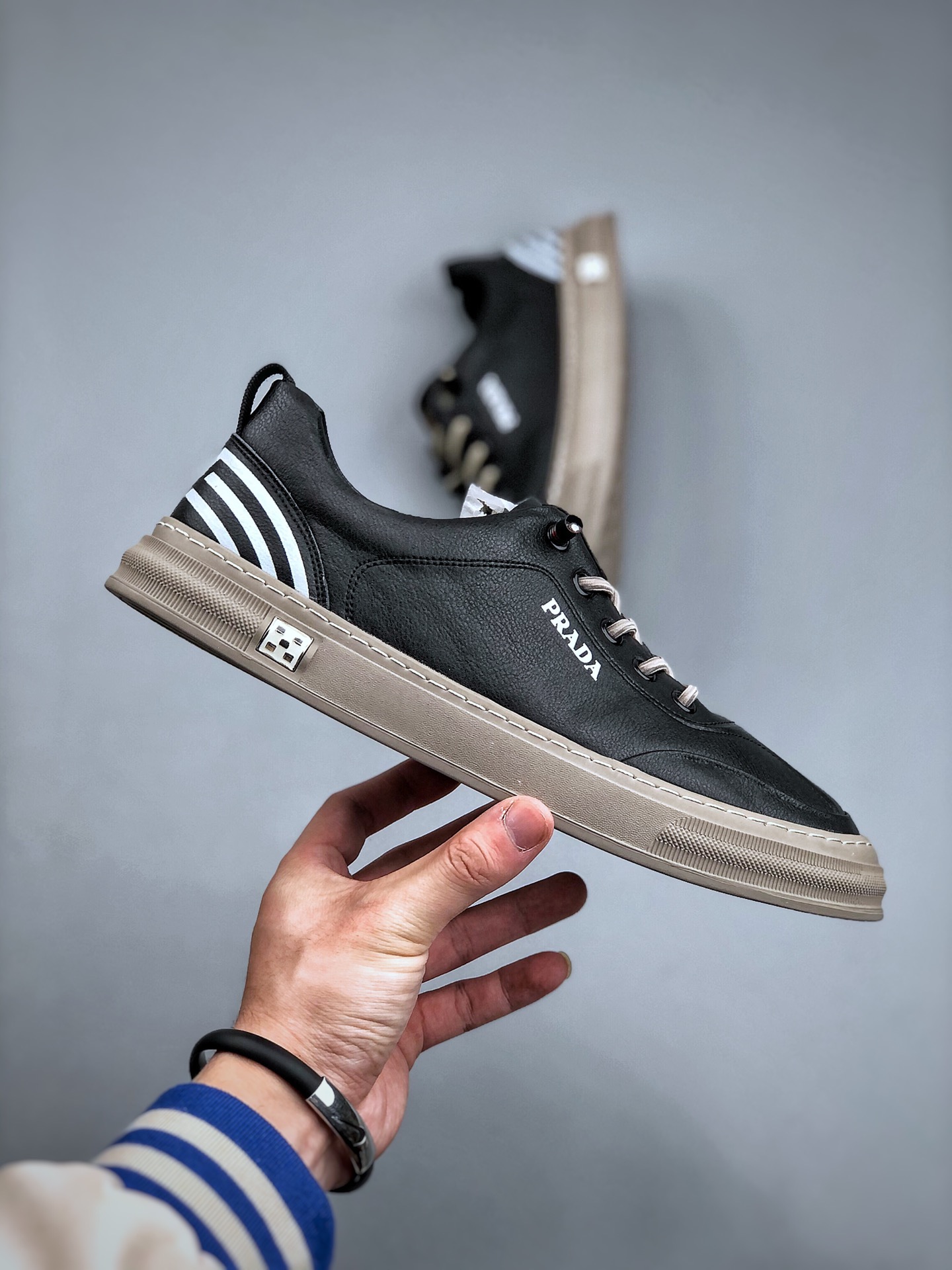 Men P*rada Top Sneaker （ ）