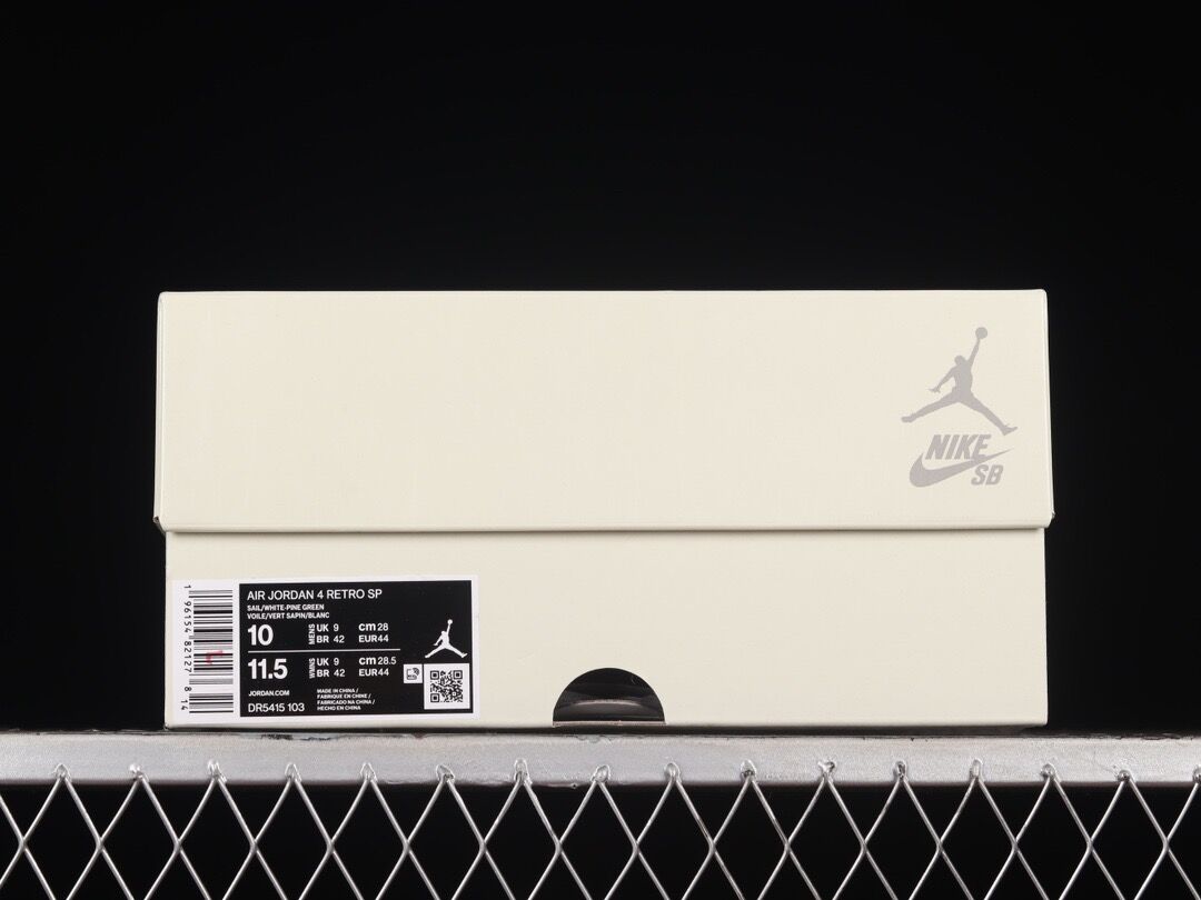 Nike Air Jordan 4 aj4  Pine Green