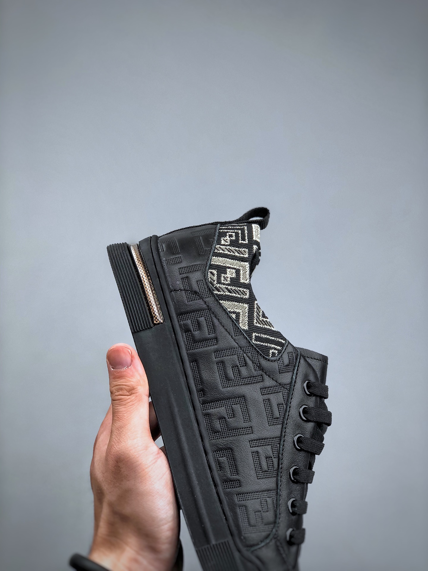 Men F*endi Top Sneaker ( )