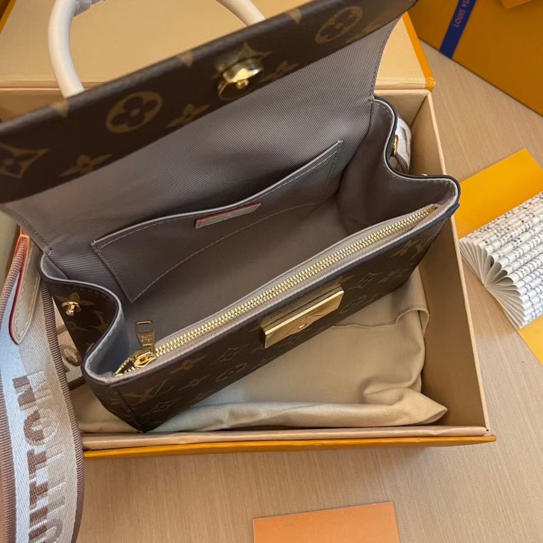 L*ouis V*uitton Top Bag