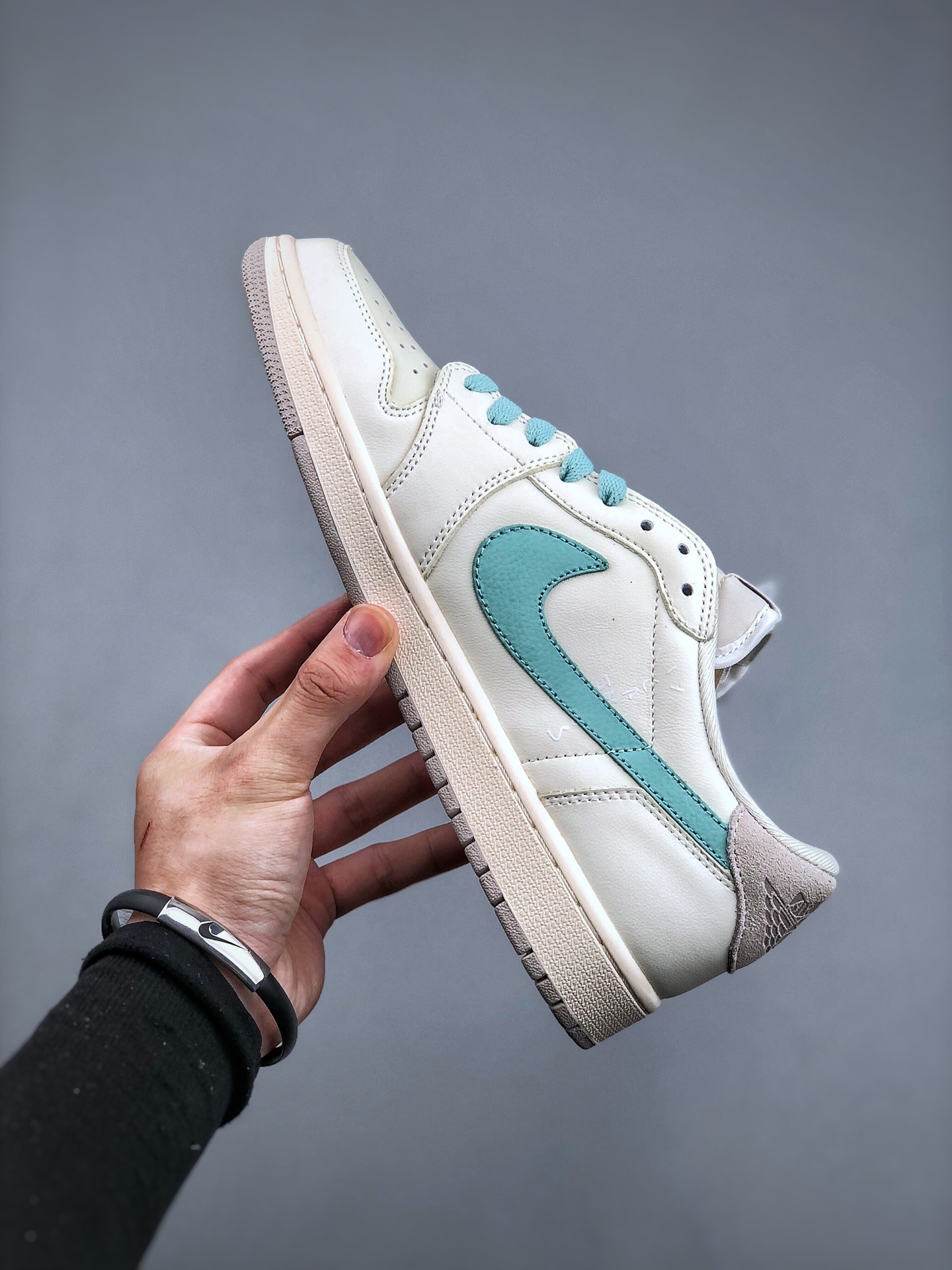 2023 Nike Air Jordan 1 low AJ1