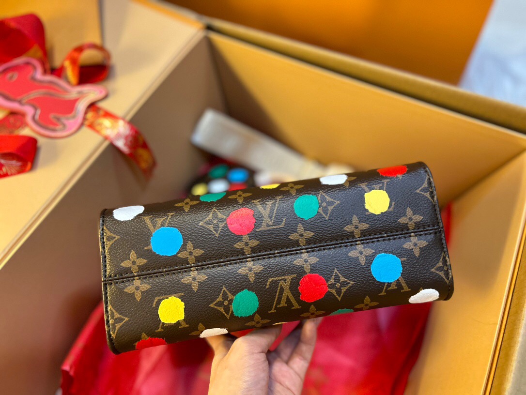 L*ouis V*uitton Top Bag