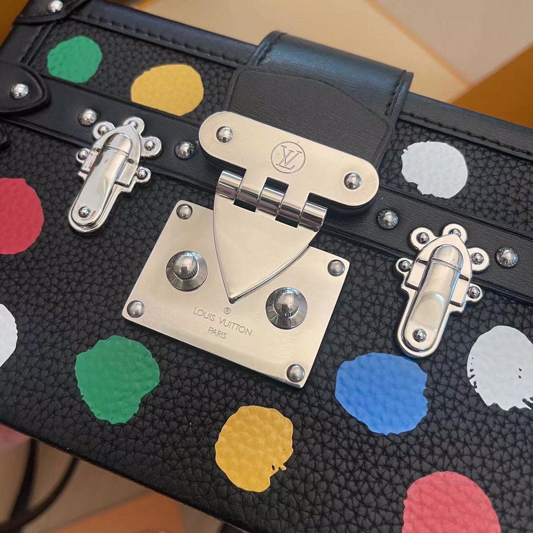 L*ouis V*uitton Top Bag