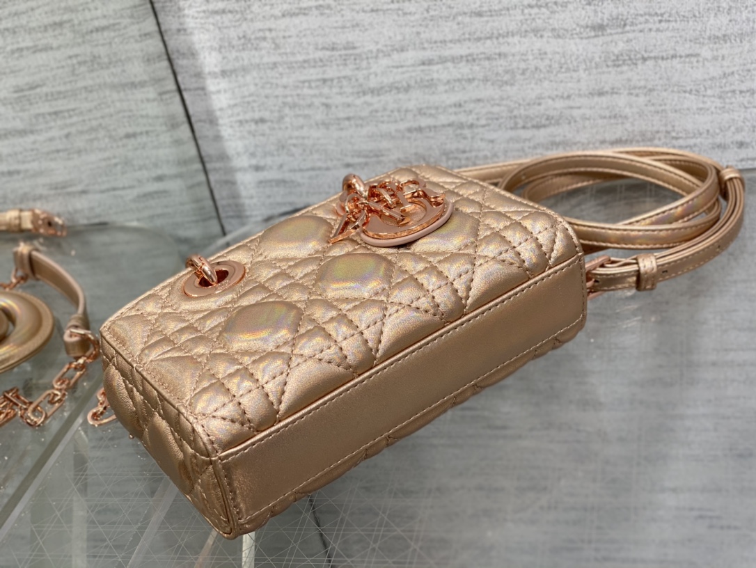 D*ior Bag Top Quality