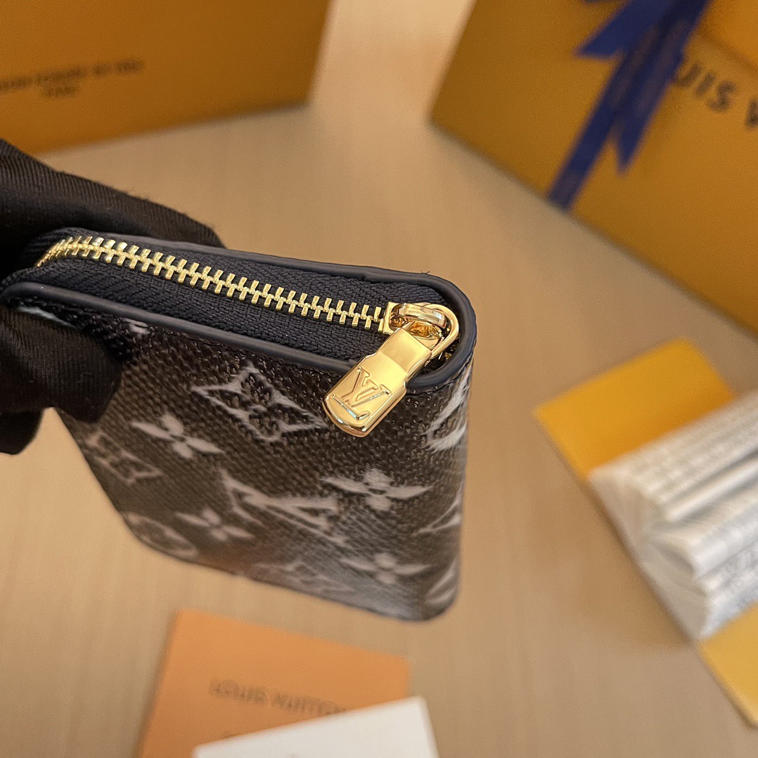 L*ouis V*uitton Top Bag