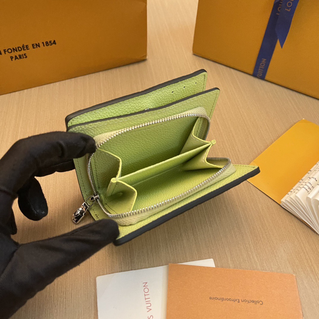 L*ouis V*uitton Top Bag