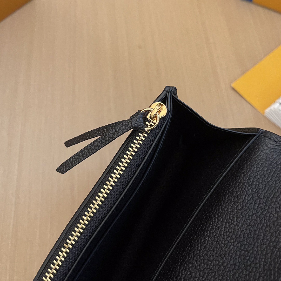 L*ouis V*uitton Top Bag