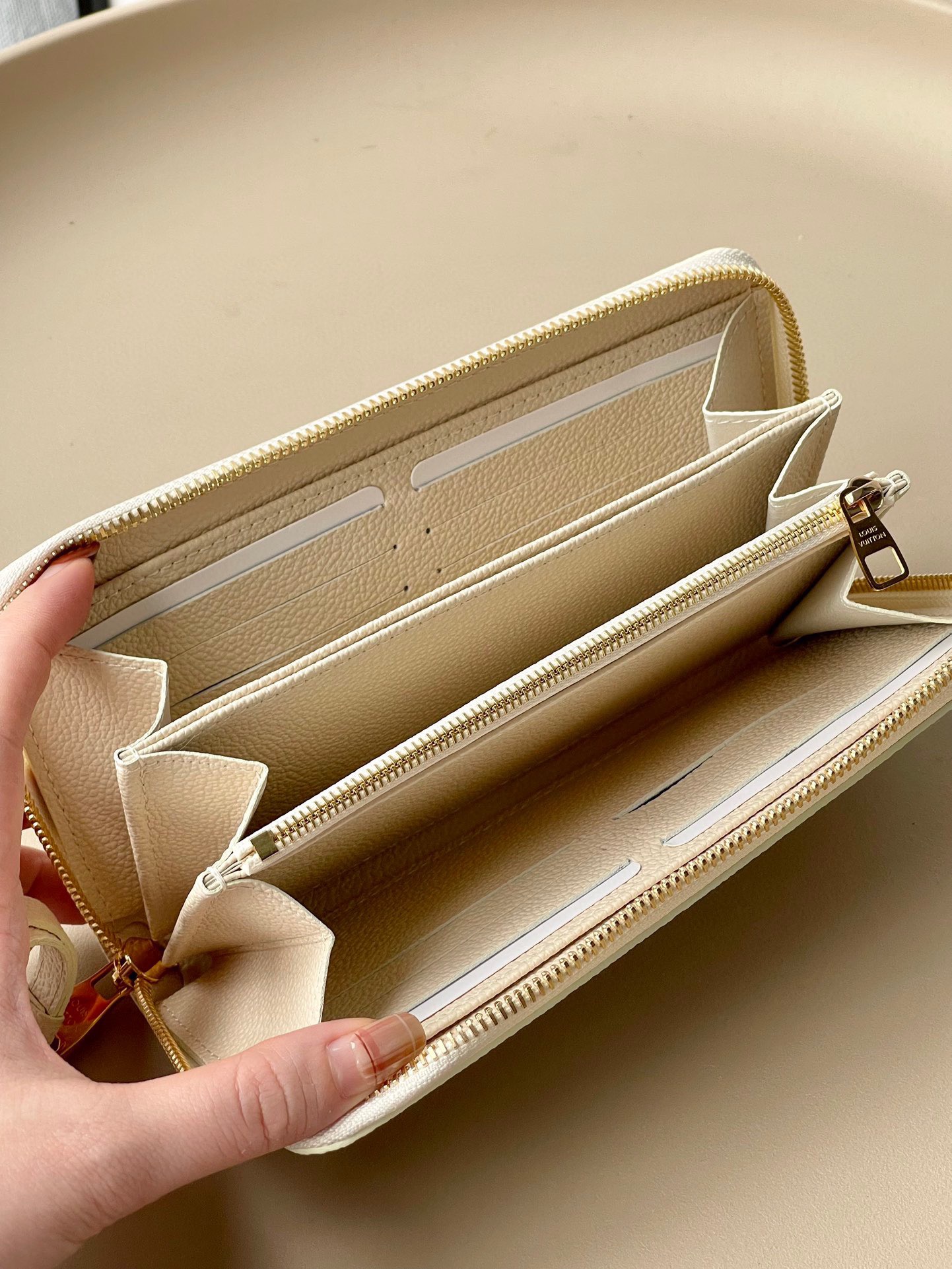 L*ouis V*uitton Top Bag