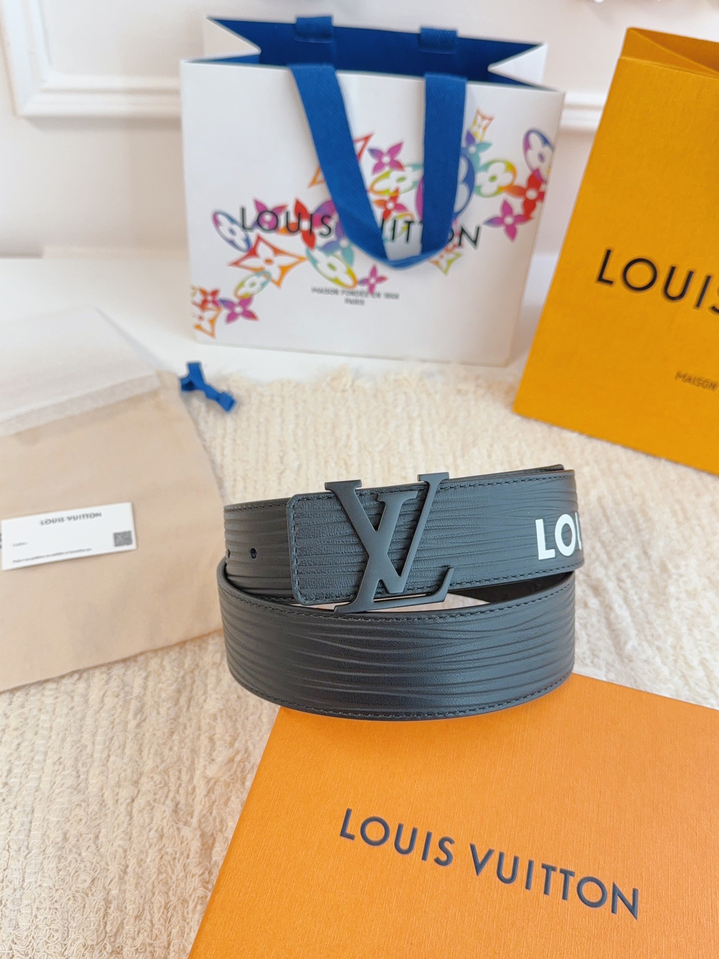 L*ouis V*uitton Top Version 40MM