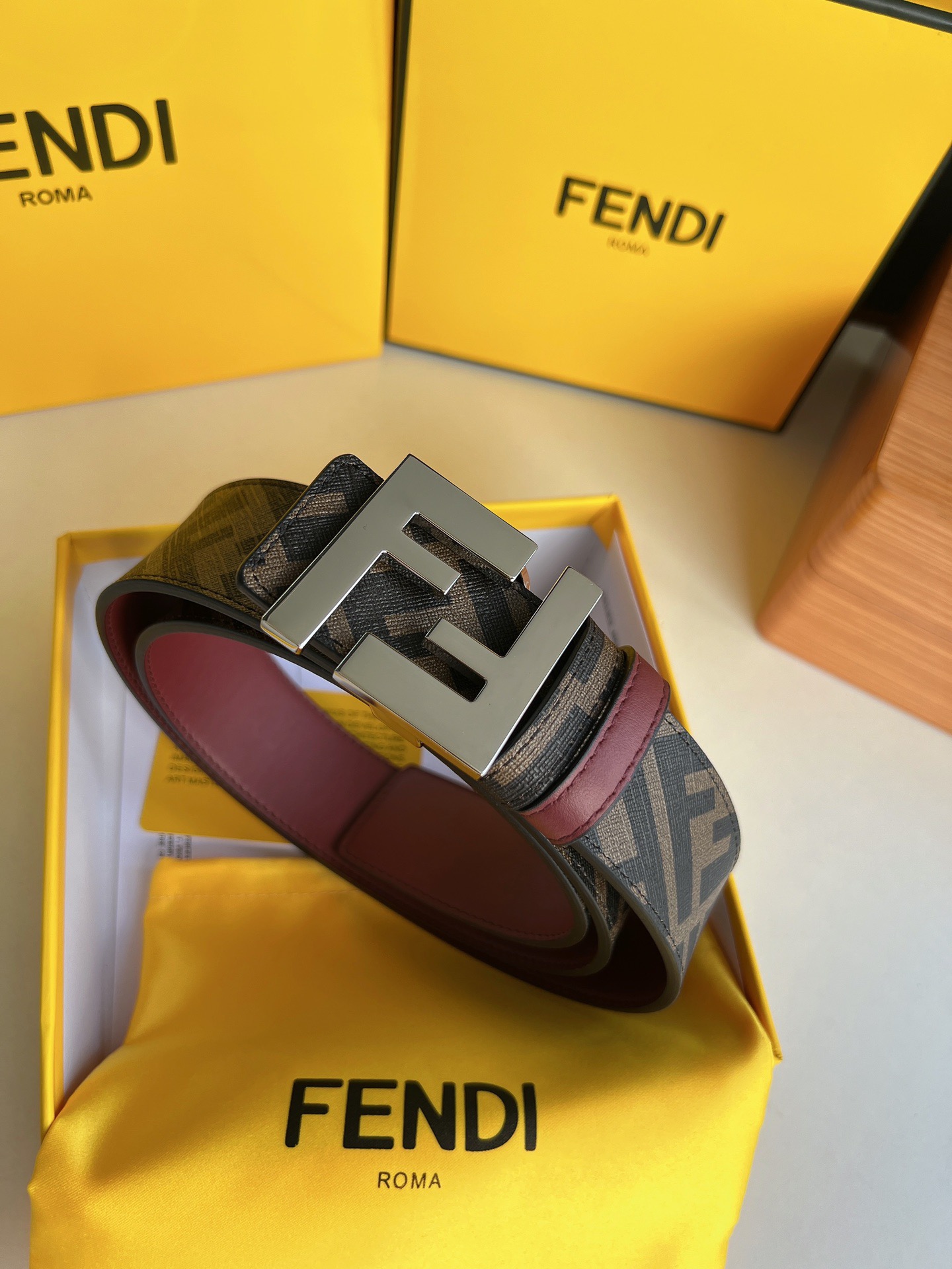 L*ouis V*uitton Top Version 40MM