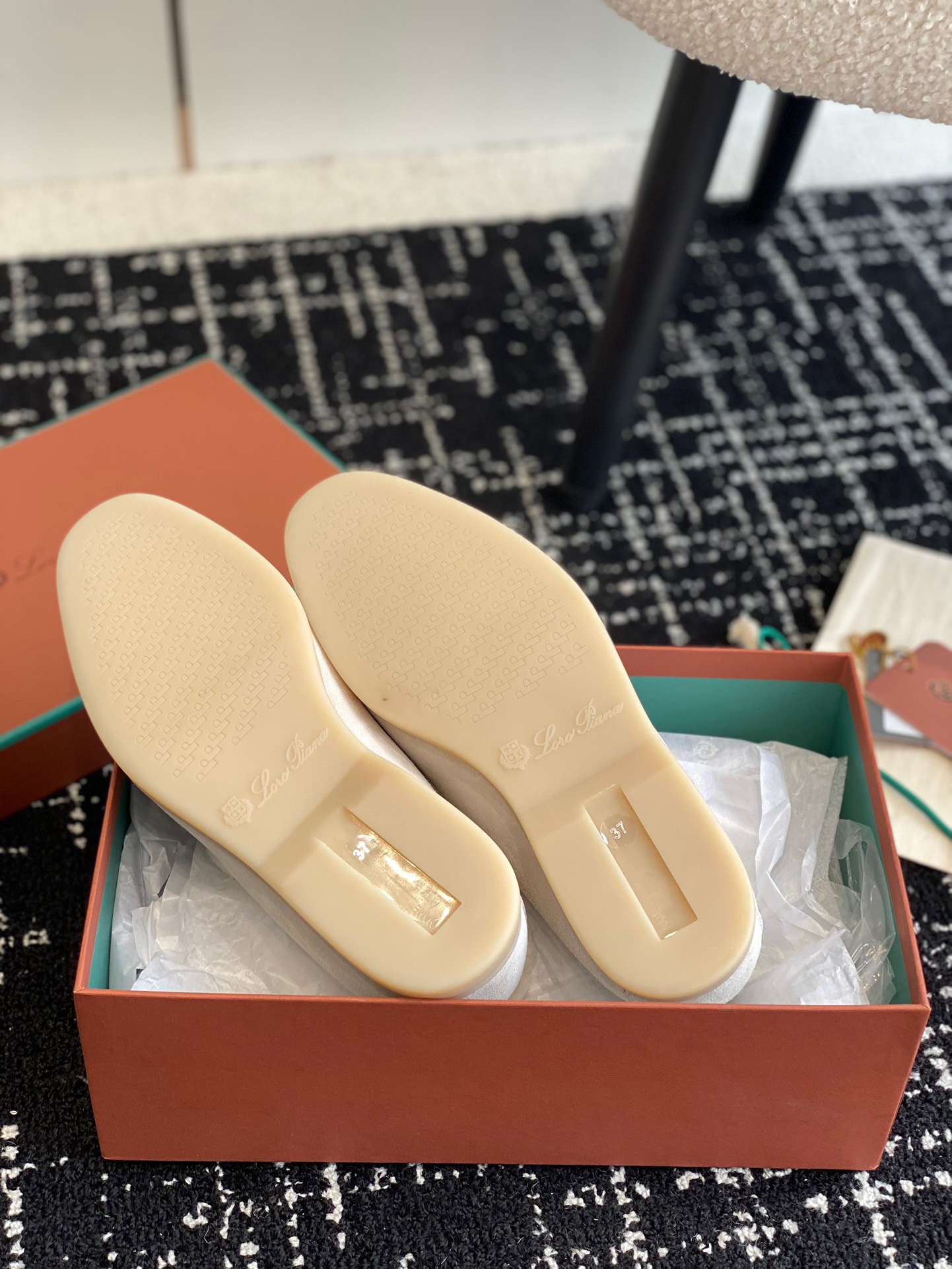 Women L*oro P*iana Top Loafer （）