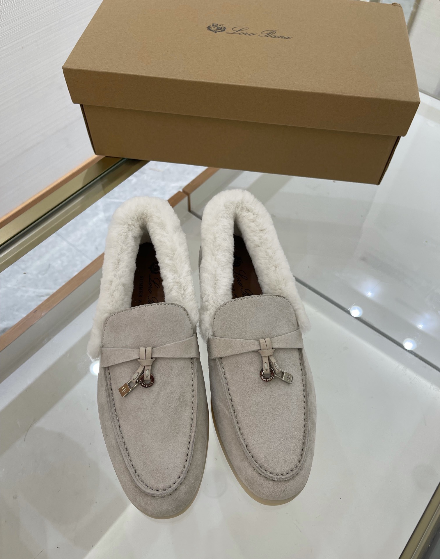 Women L*oro P*iana Top Loafer （）