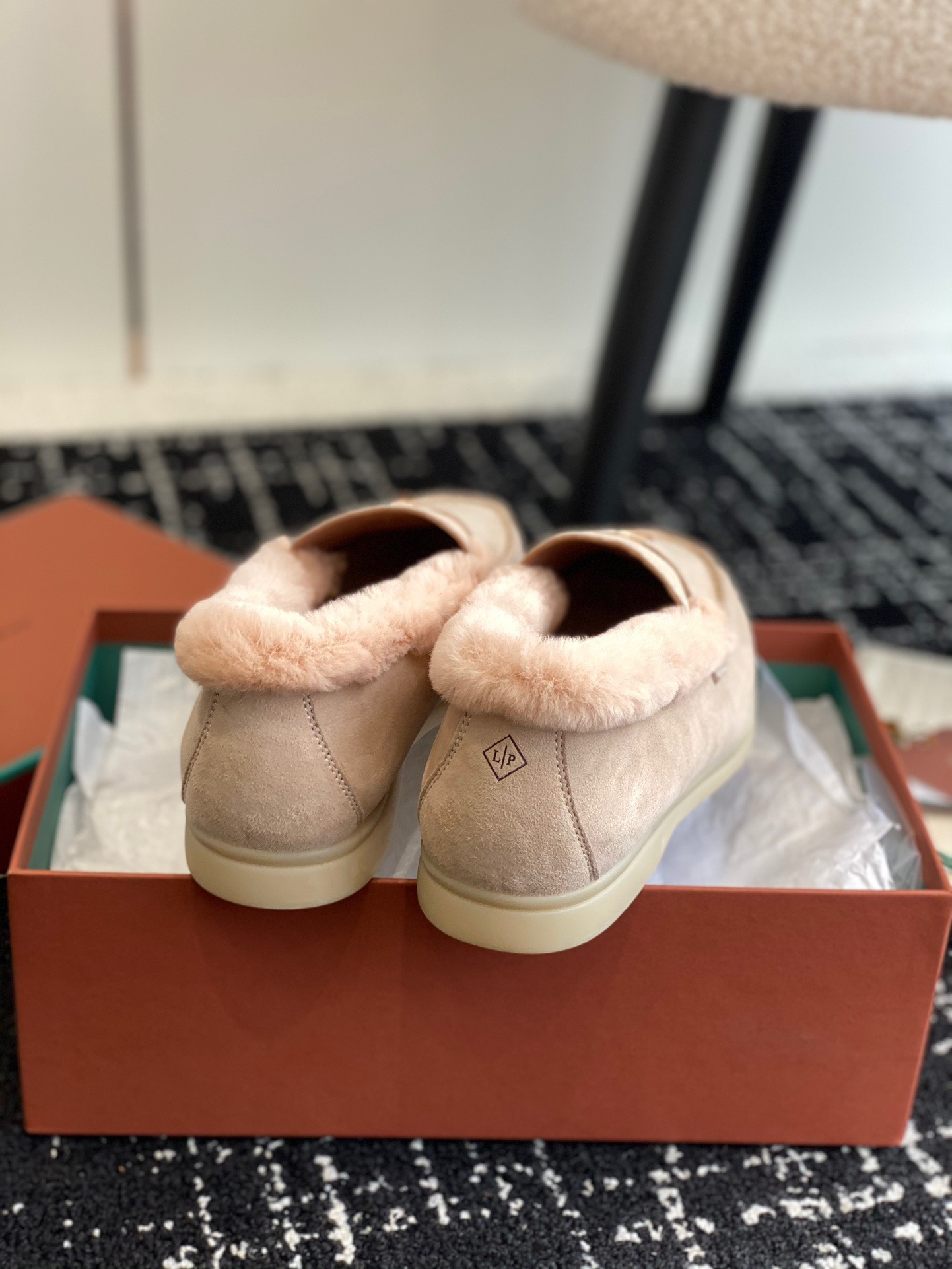 Women L*oro P*iana Top Loafer ()