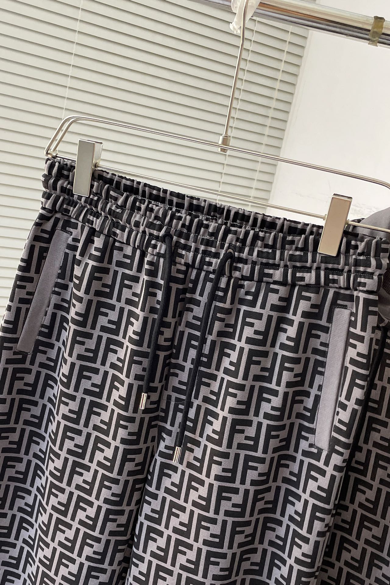 Men suits Top Quality