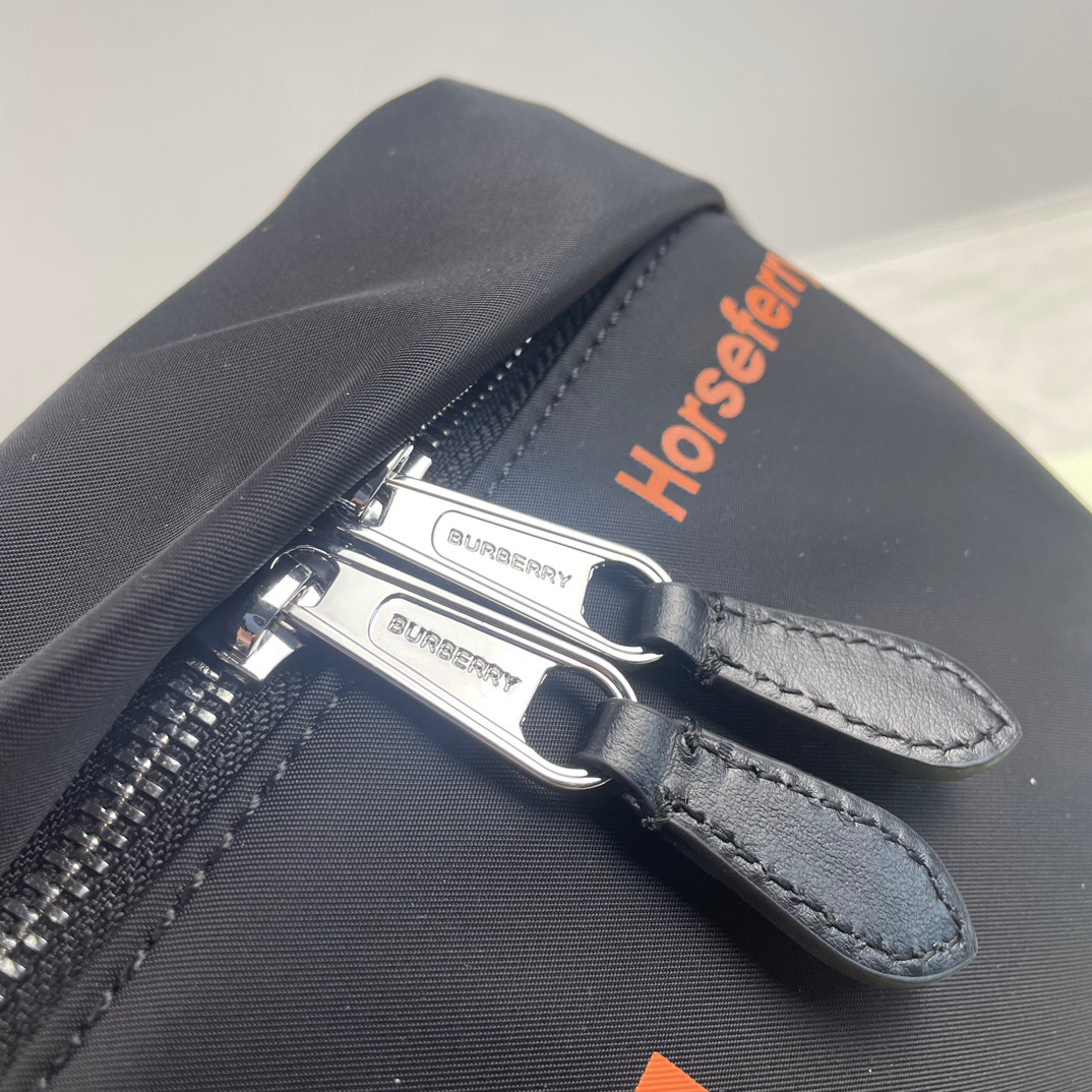 B*urberry Bag Top Quality