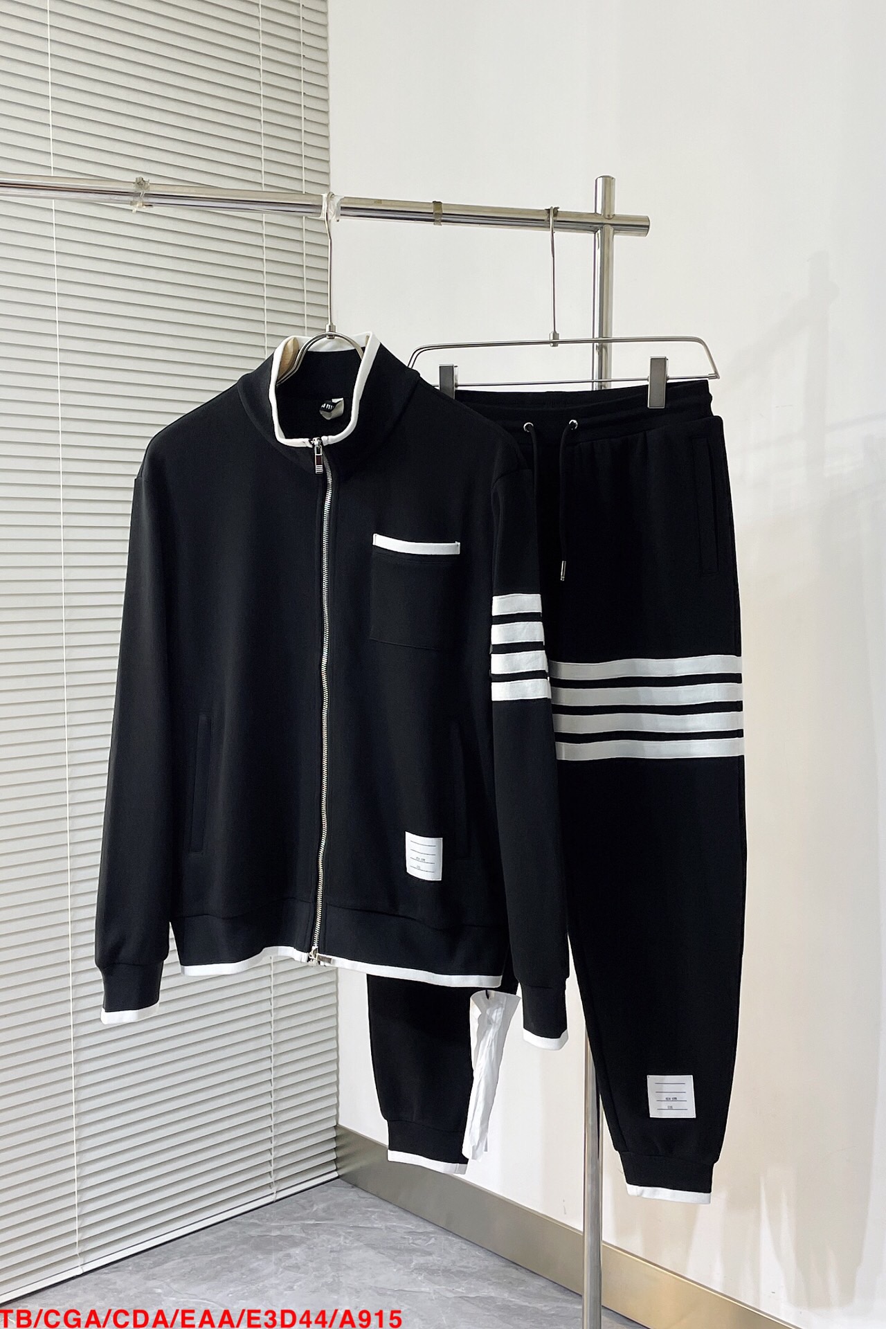 Men suits Top Quality