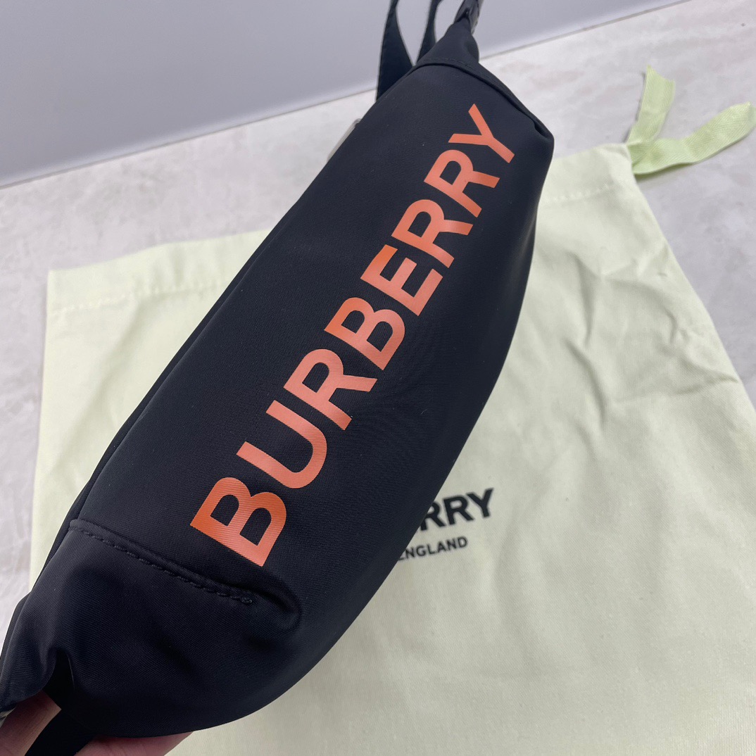 B*urberry Bag Top Quality