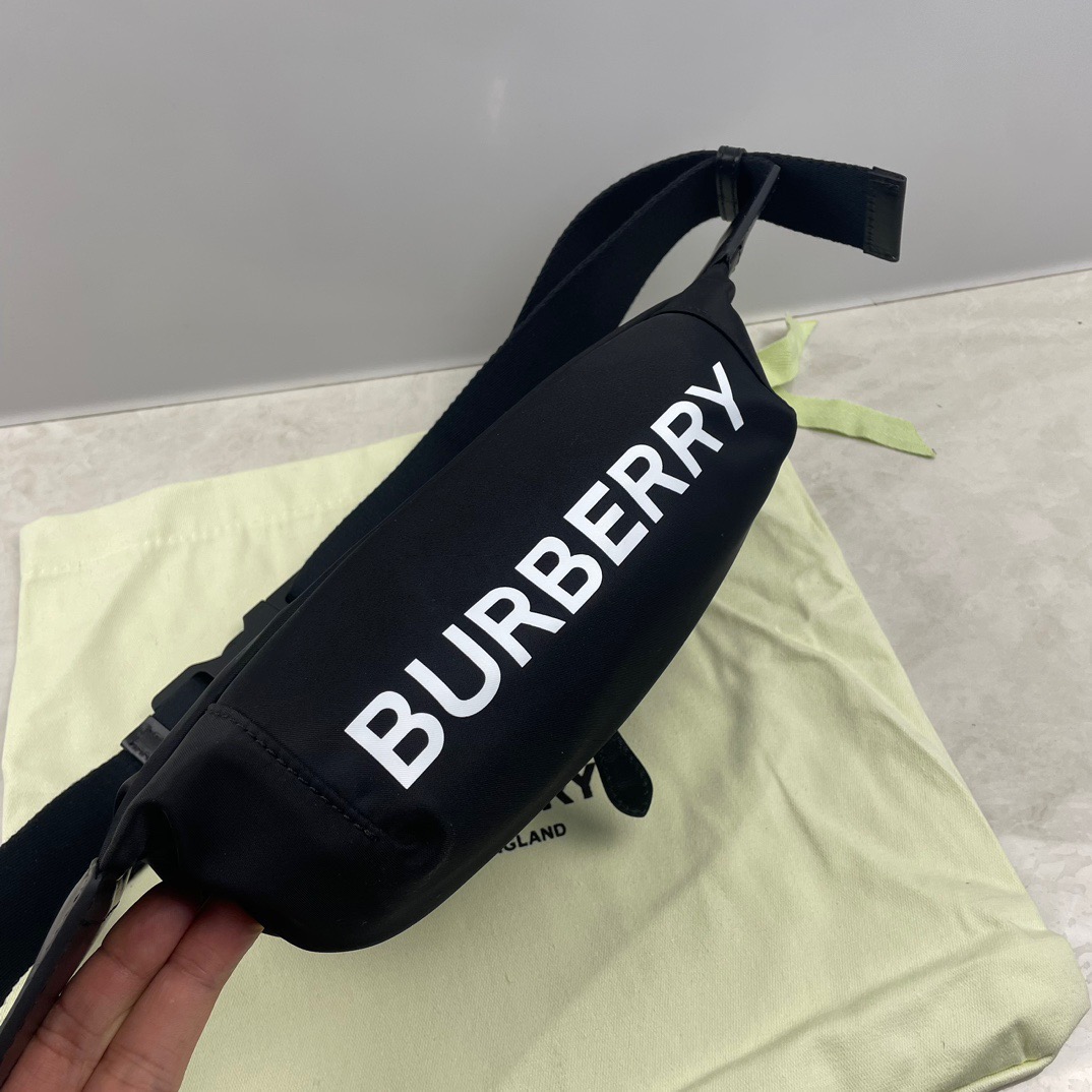 B*urberry Bag Top Quality