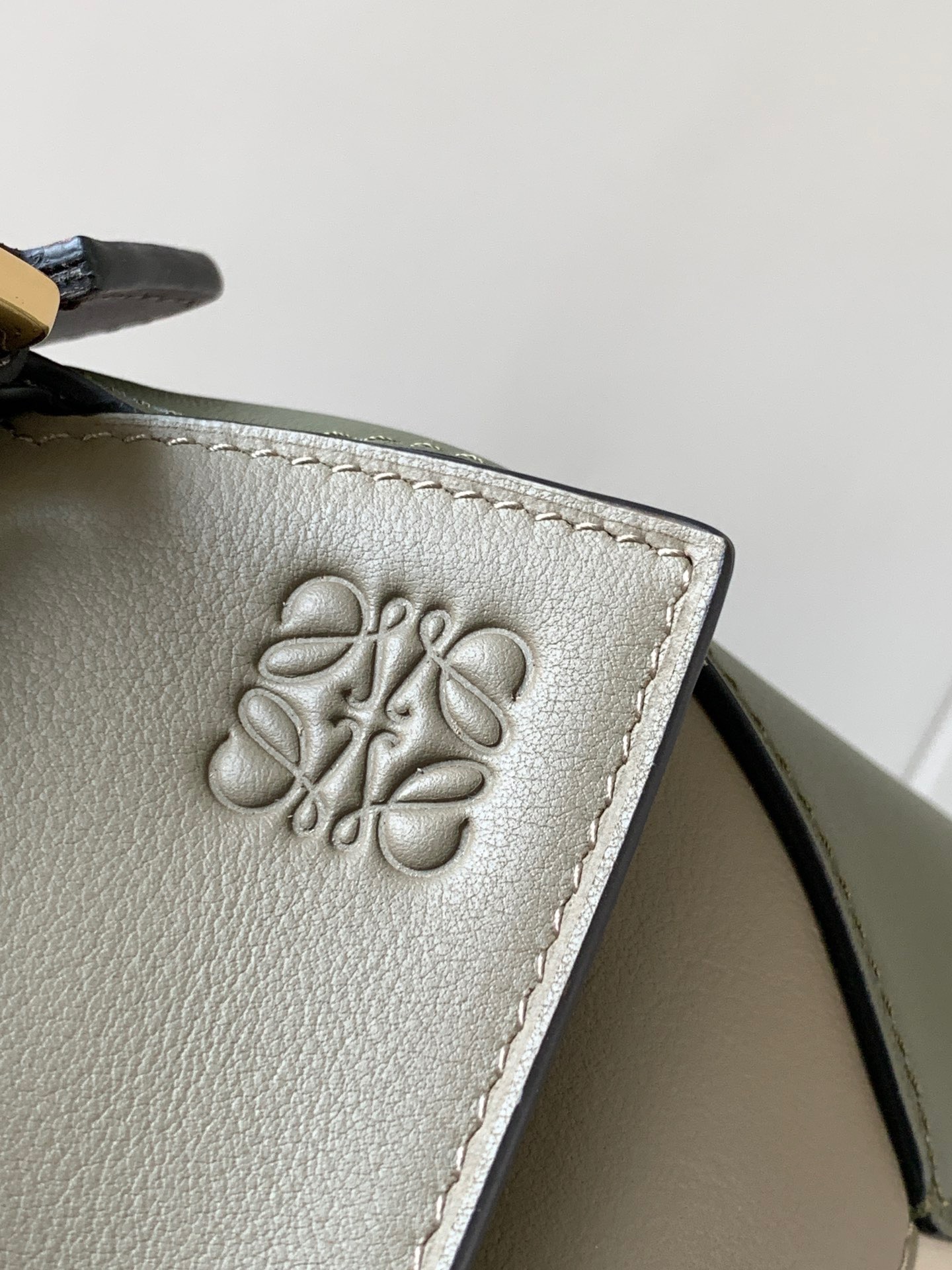 L*oewe Bag 9037 Top Quality