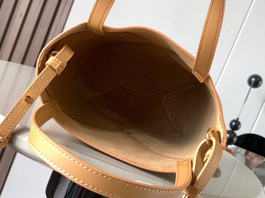 L*oewe Bag 9030 Top Quality