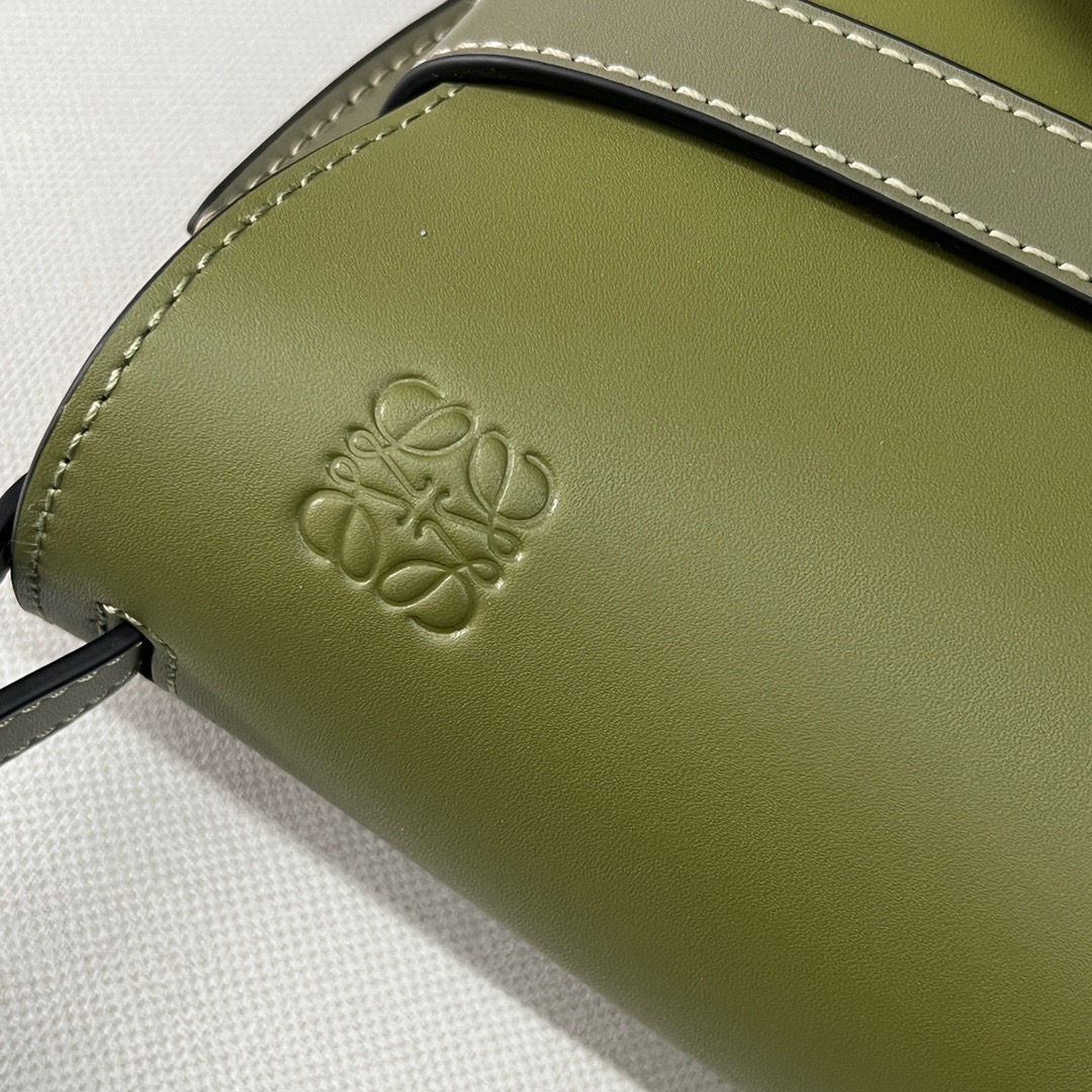 L*oewe Bag 011821 Top Quality