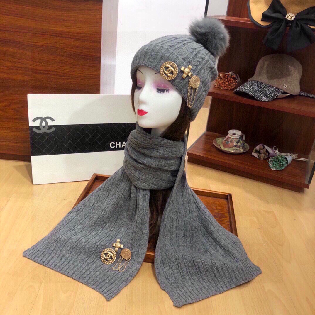 Women Hat+Gloves+The scarf