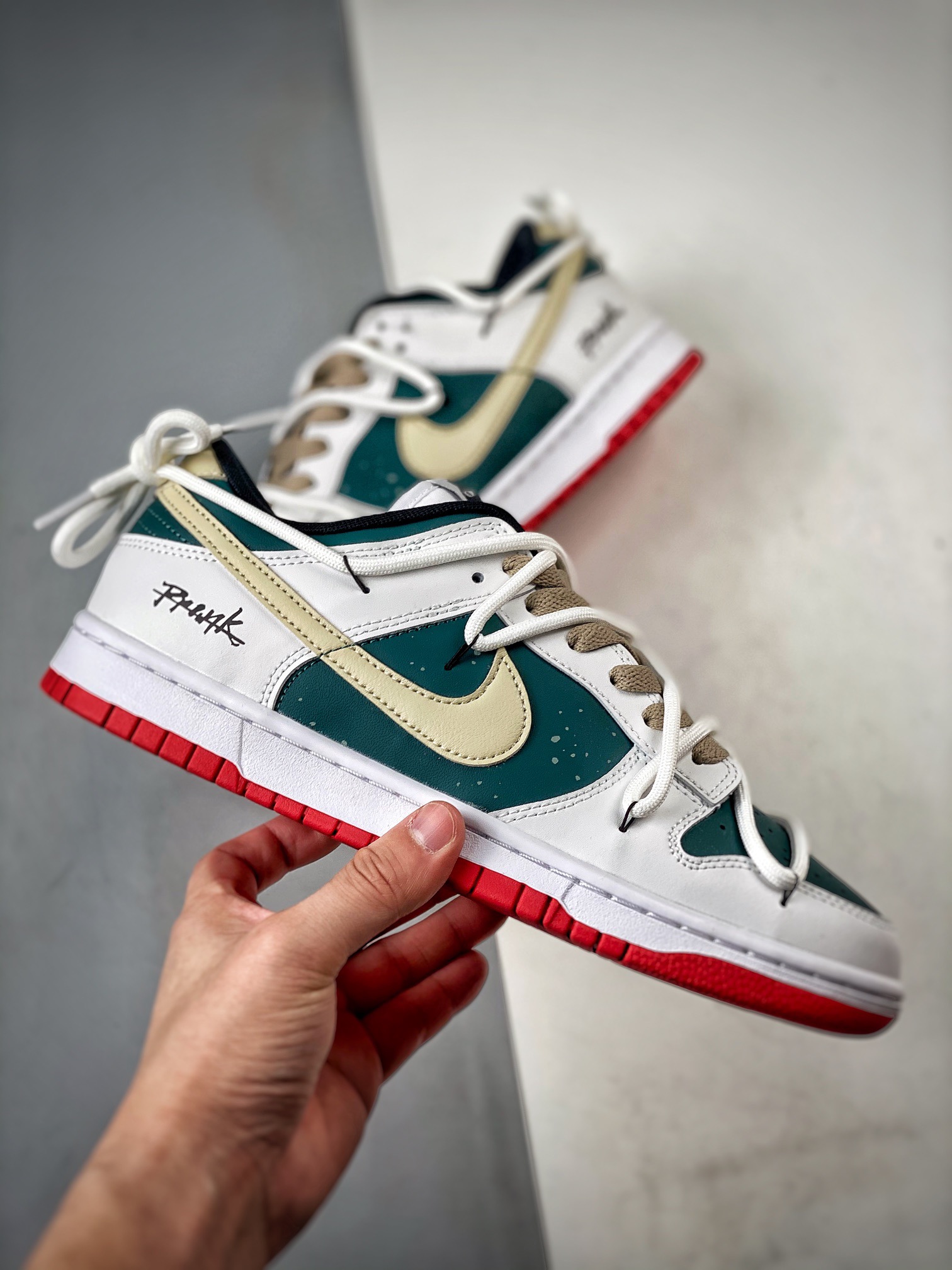 Men Women Top quality Nike SB Dunk Low