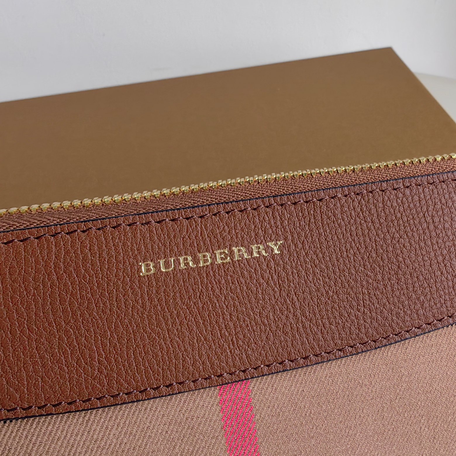 B*urberry Bag Top Quality