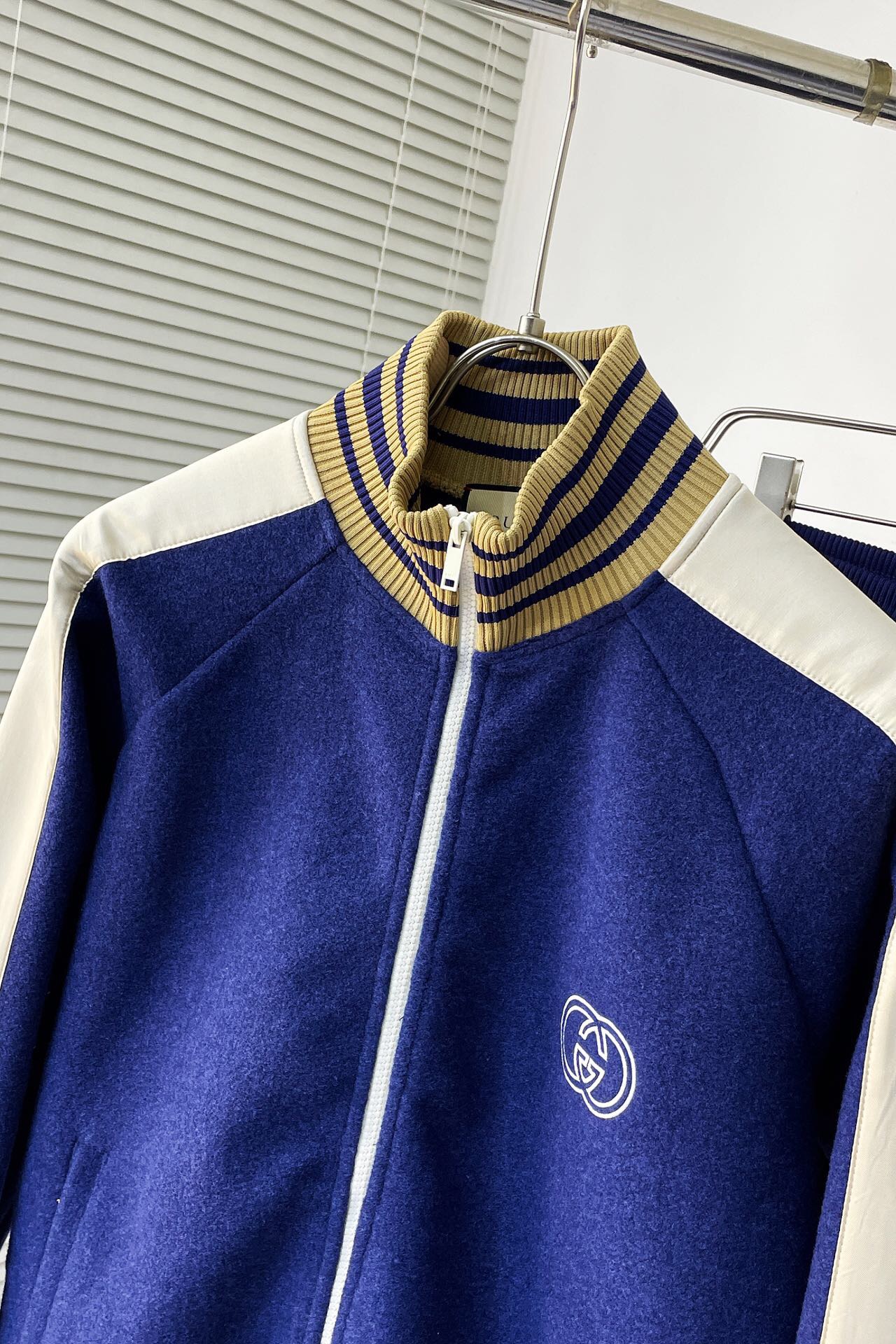 Men suits Top Quality