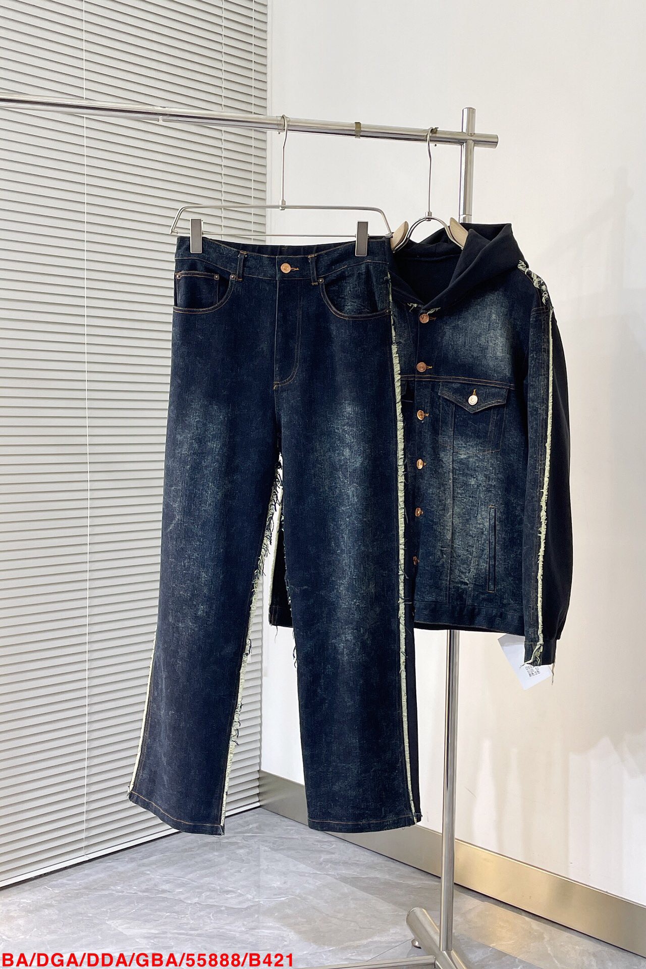 Men suits Top Quality