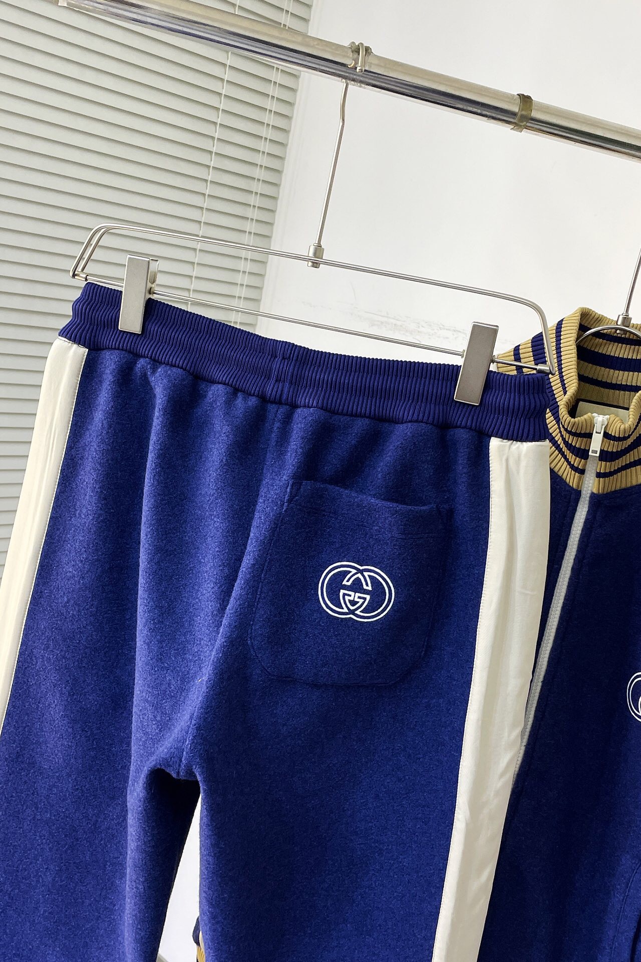 Men suits Top Quality