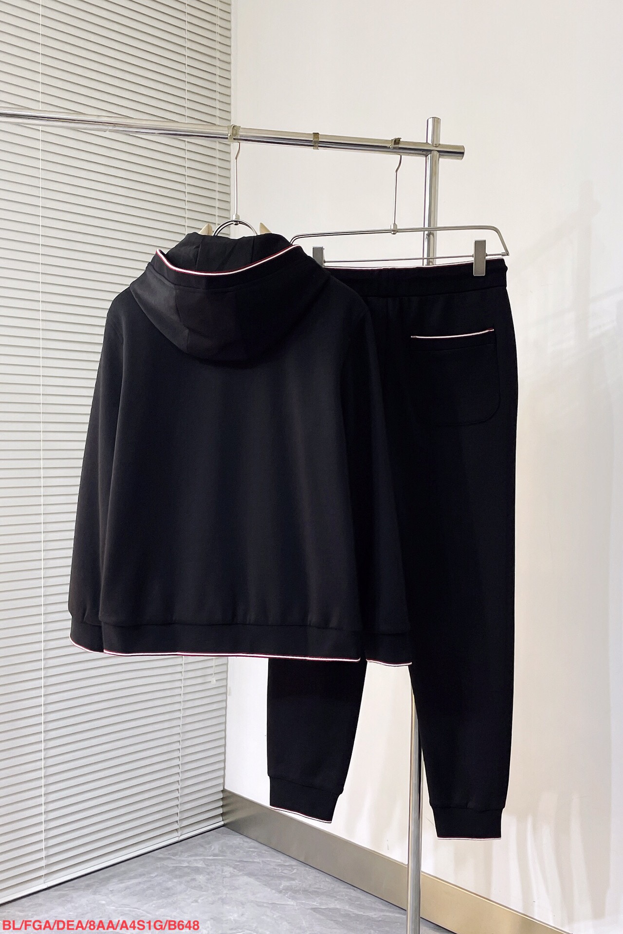 Men suits Top Quality