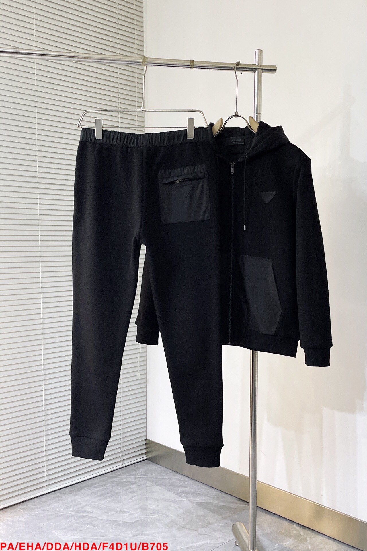 Men suits Top Quality