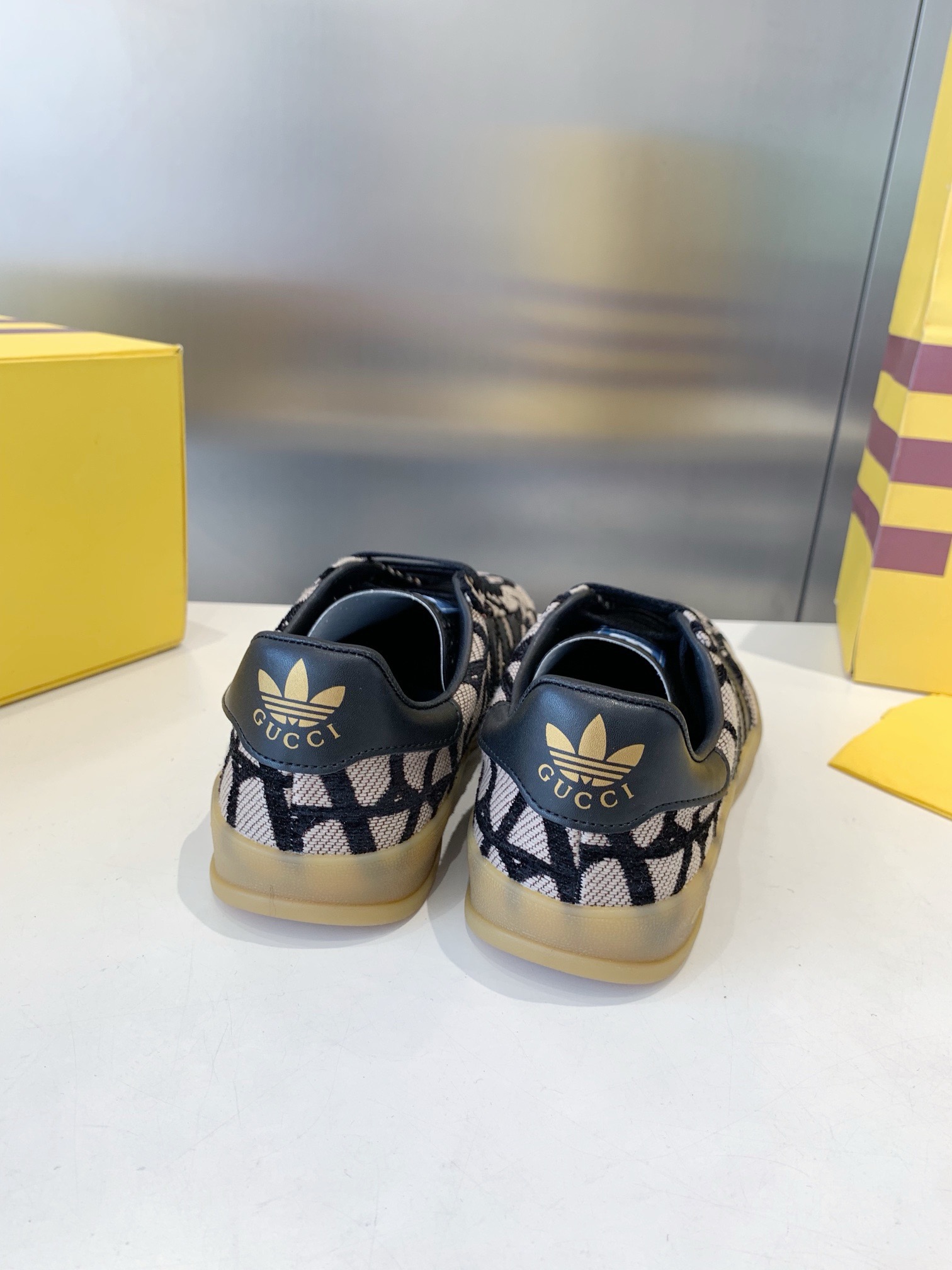 Men Women G*ucci Top Sneaker