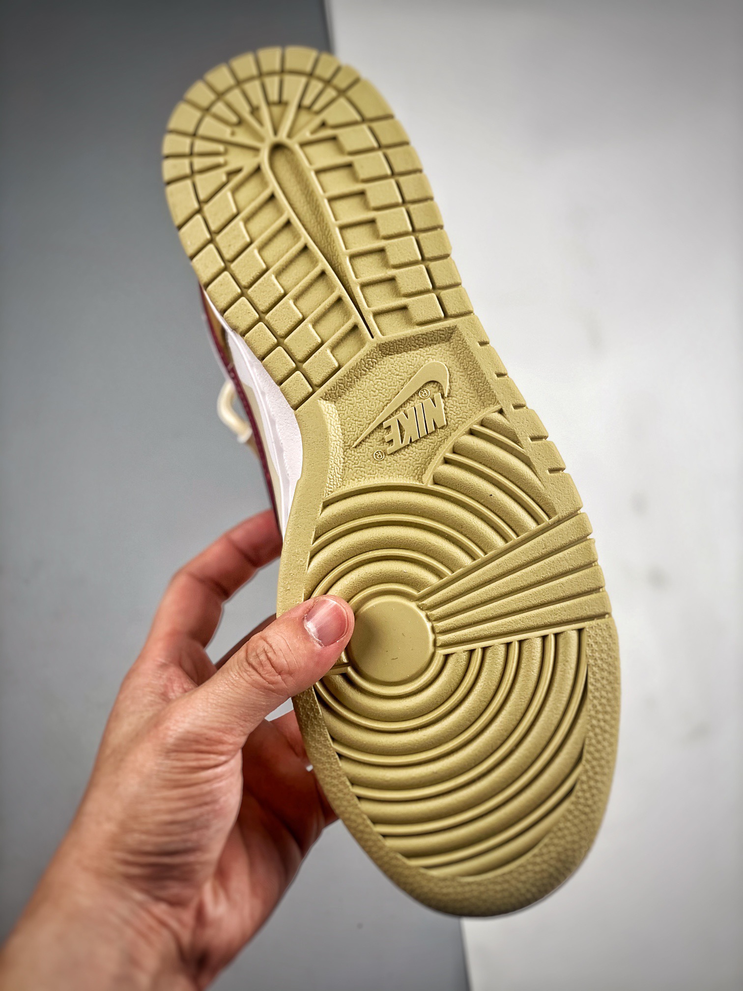 Men Women Nike SB Dunk Low