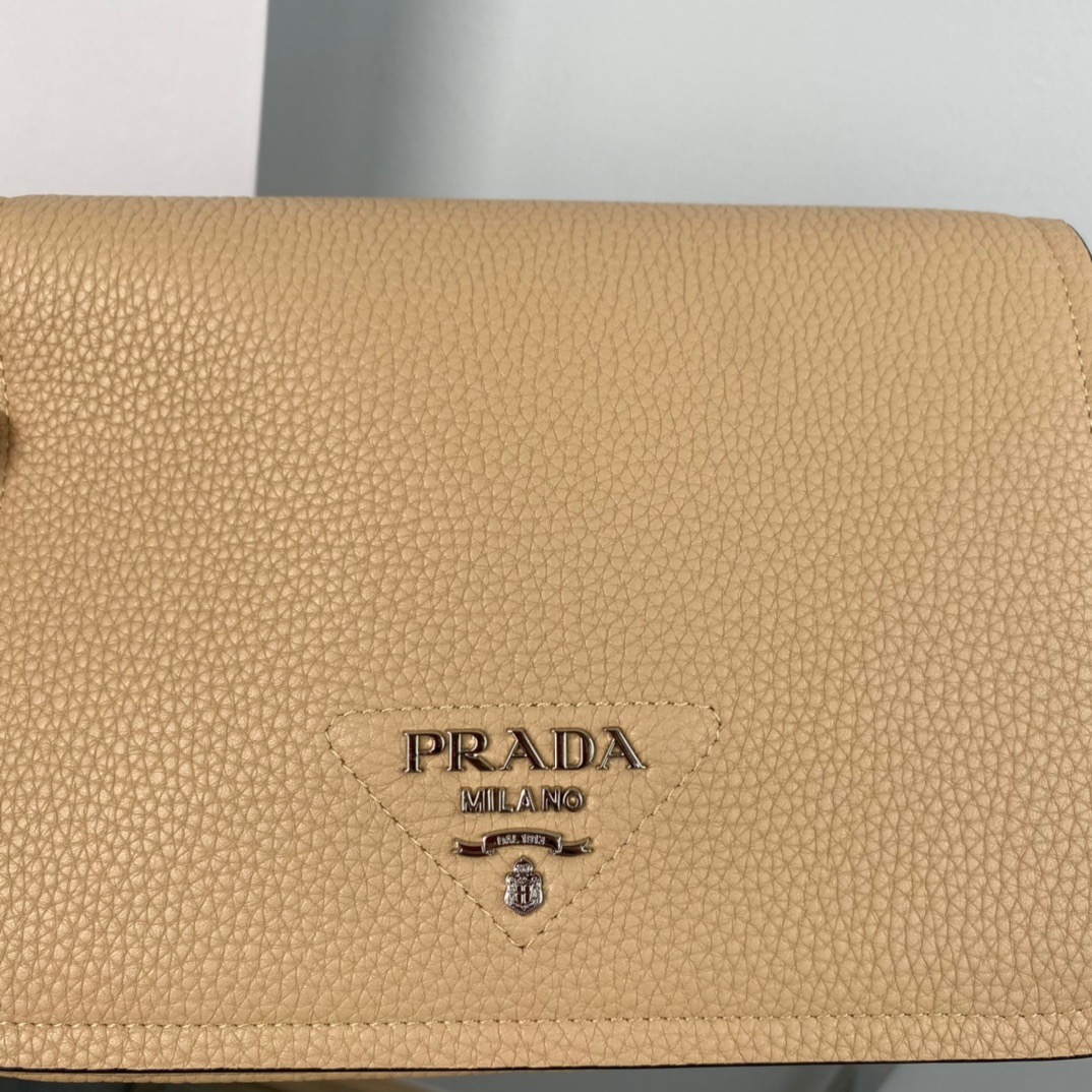 P*rada Bag Top Quality