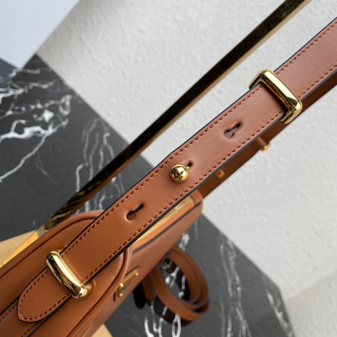 P*rada Bag Top Quality