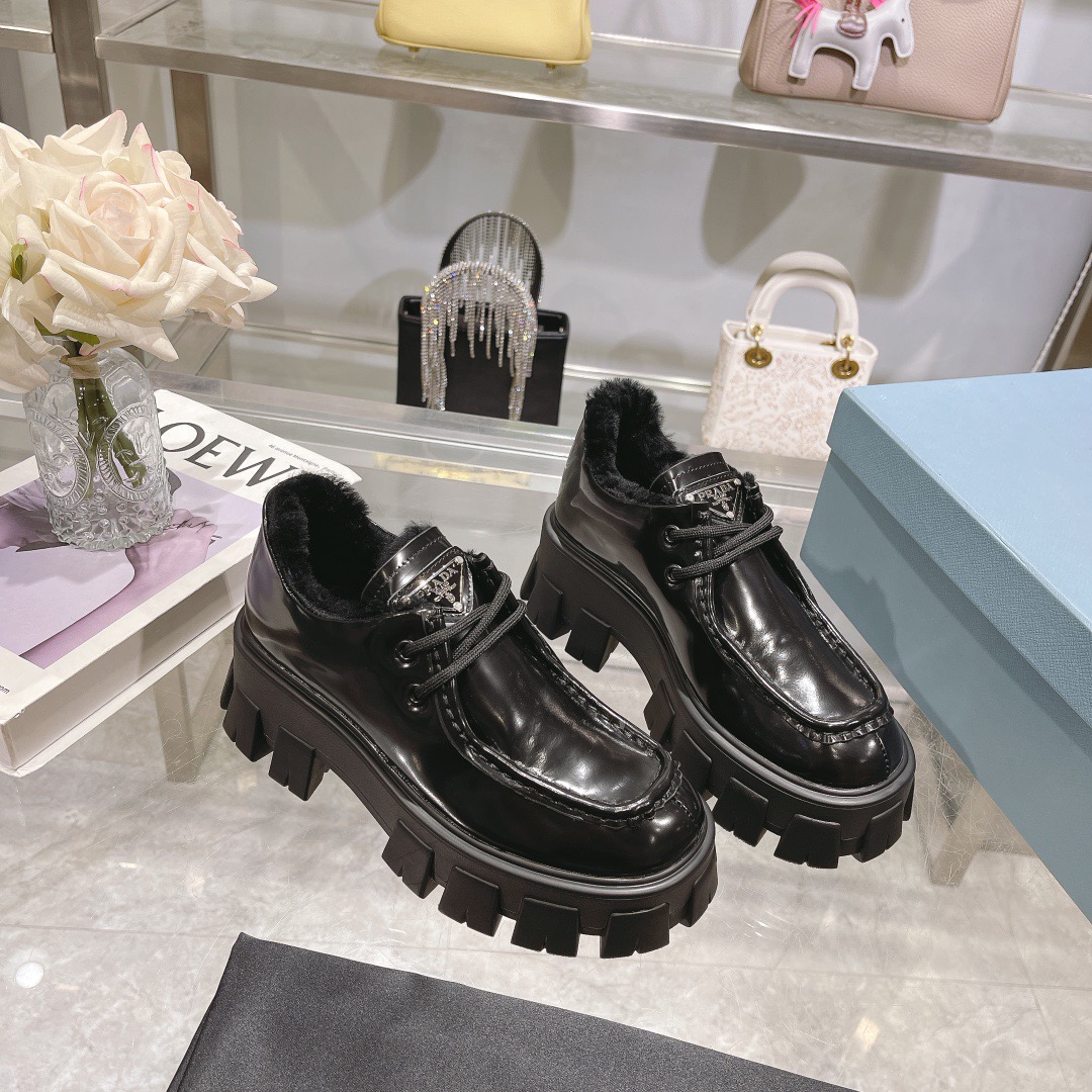 Women P*rada Top Sneaker