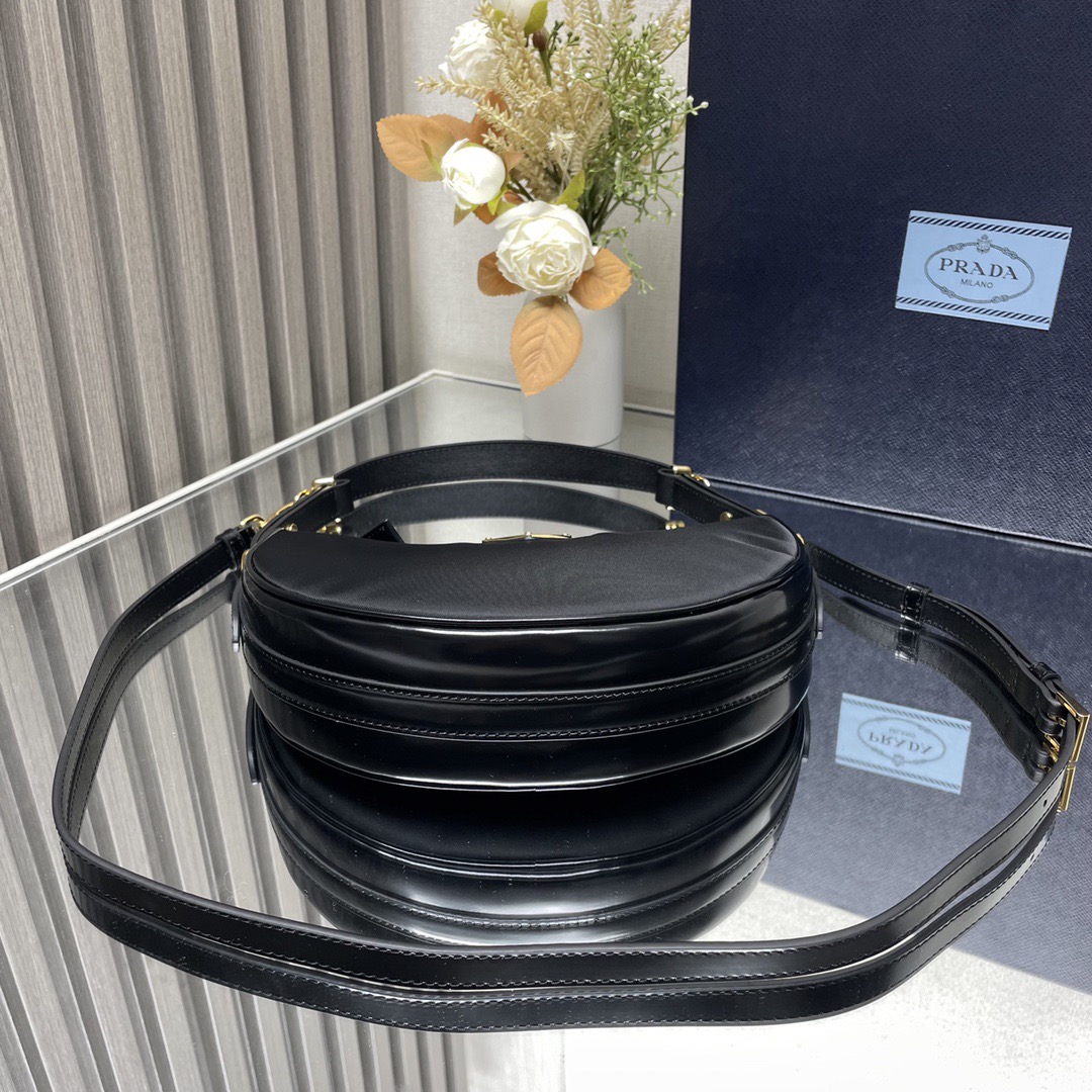 P*rada Bag Top Quality