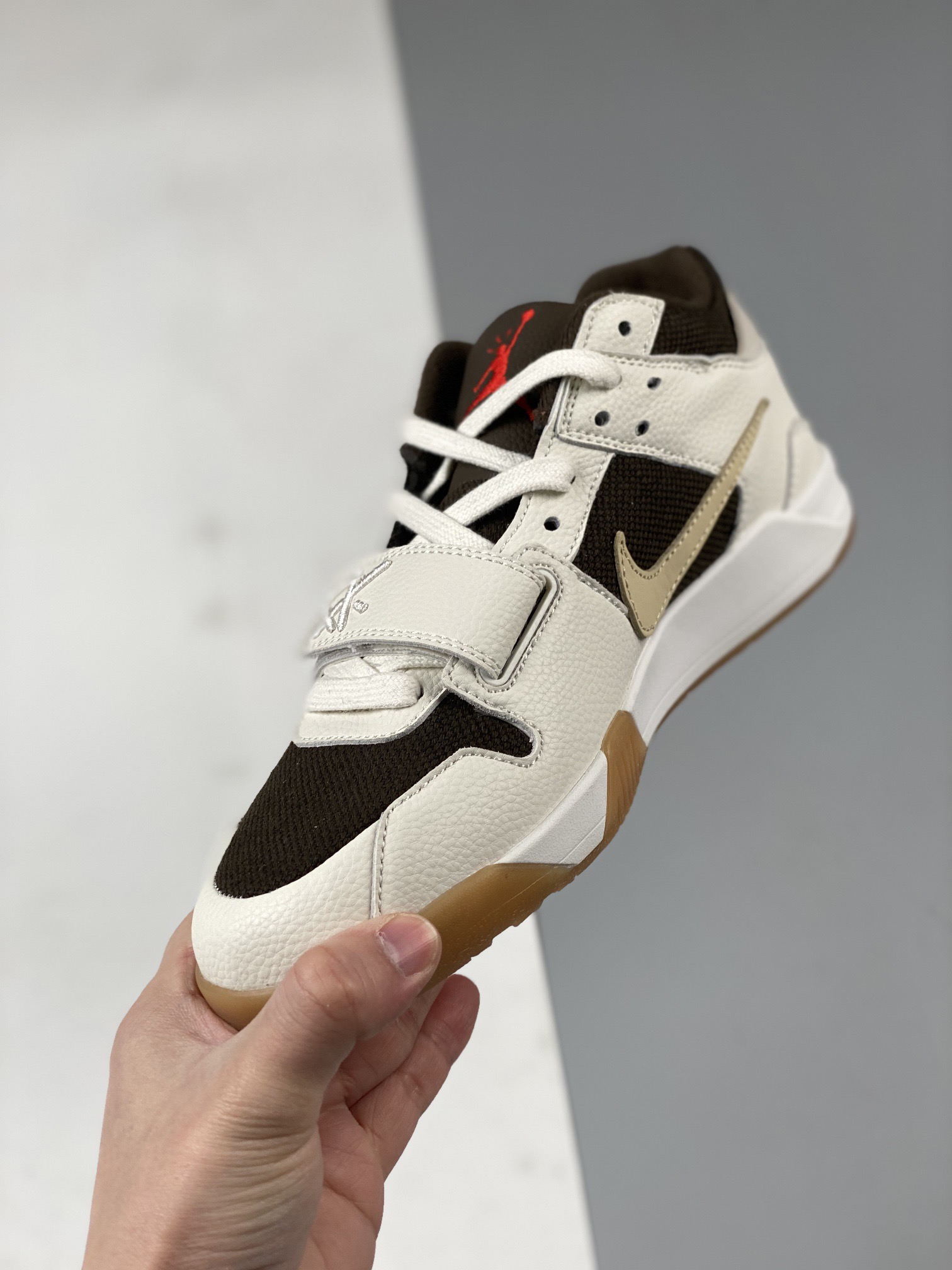 Nike Air Jordan cut the check aj