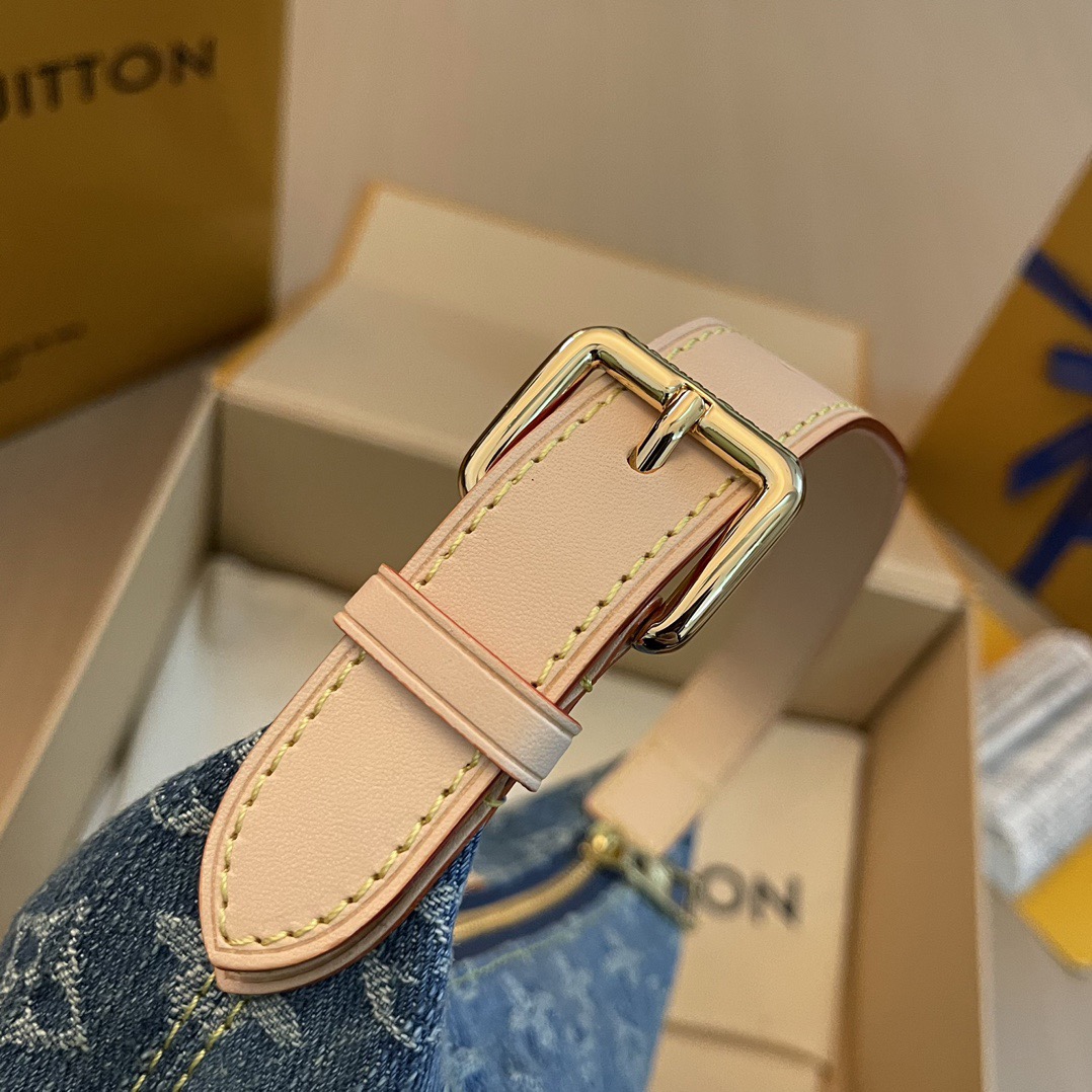 L*ouis V*uitton Top Bag