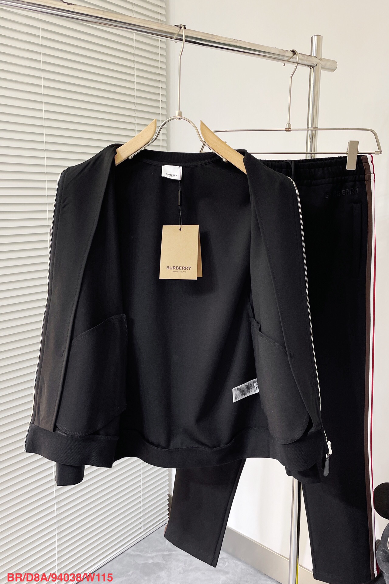 Men suits Top Quality