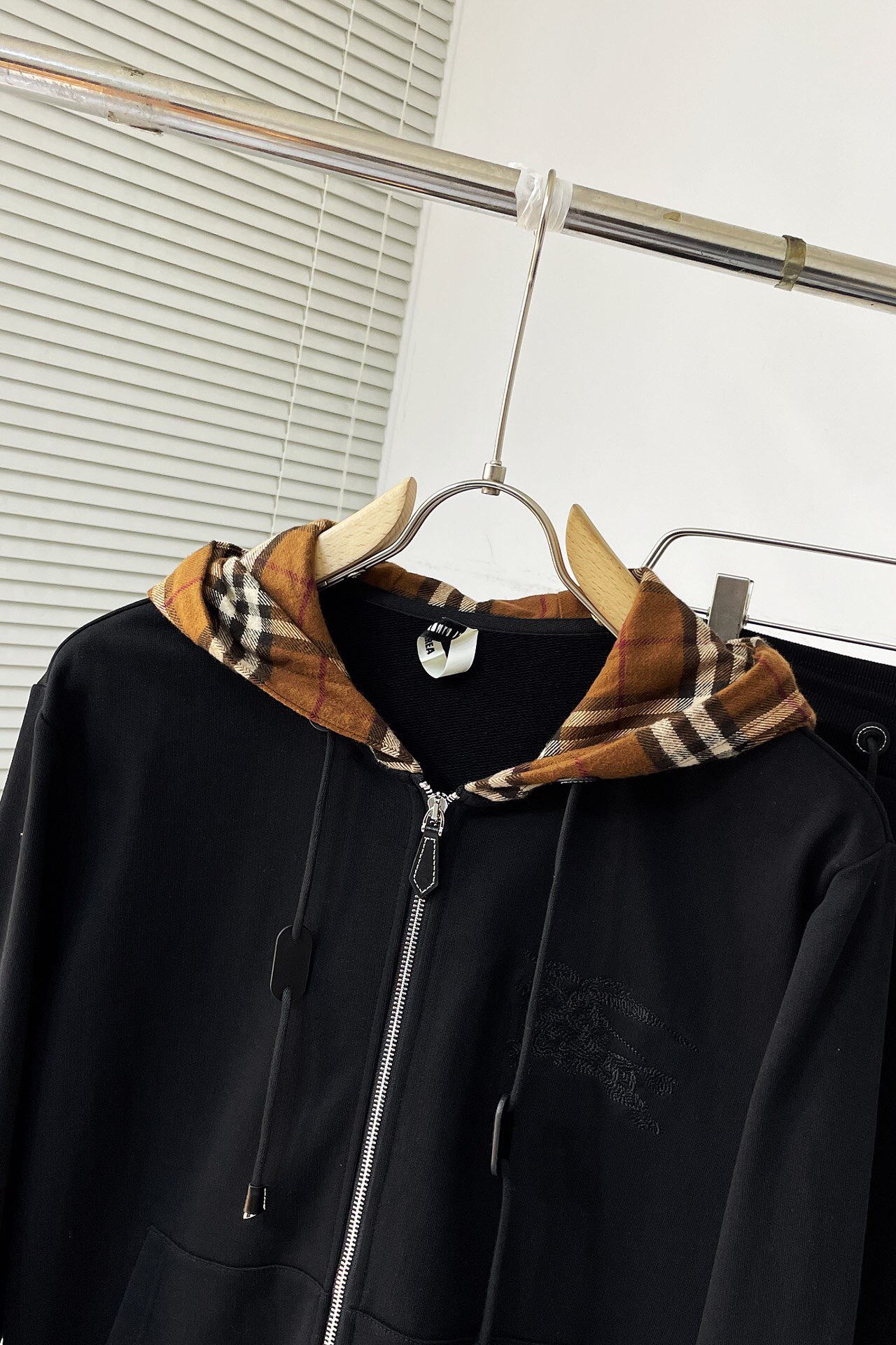 Men suits Top Quality