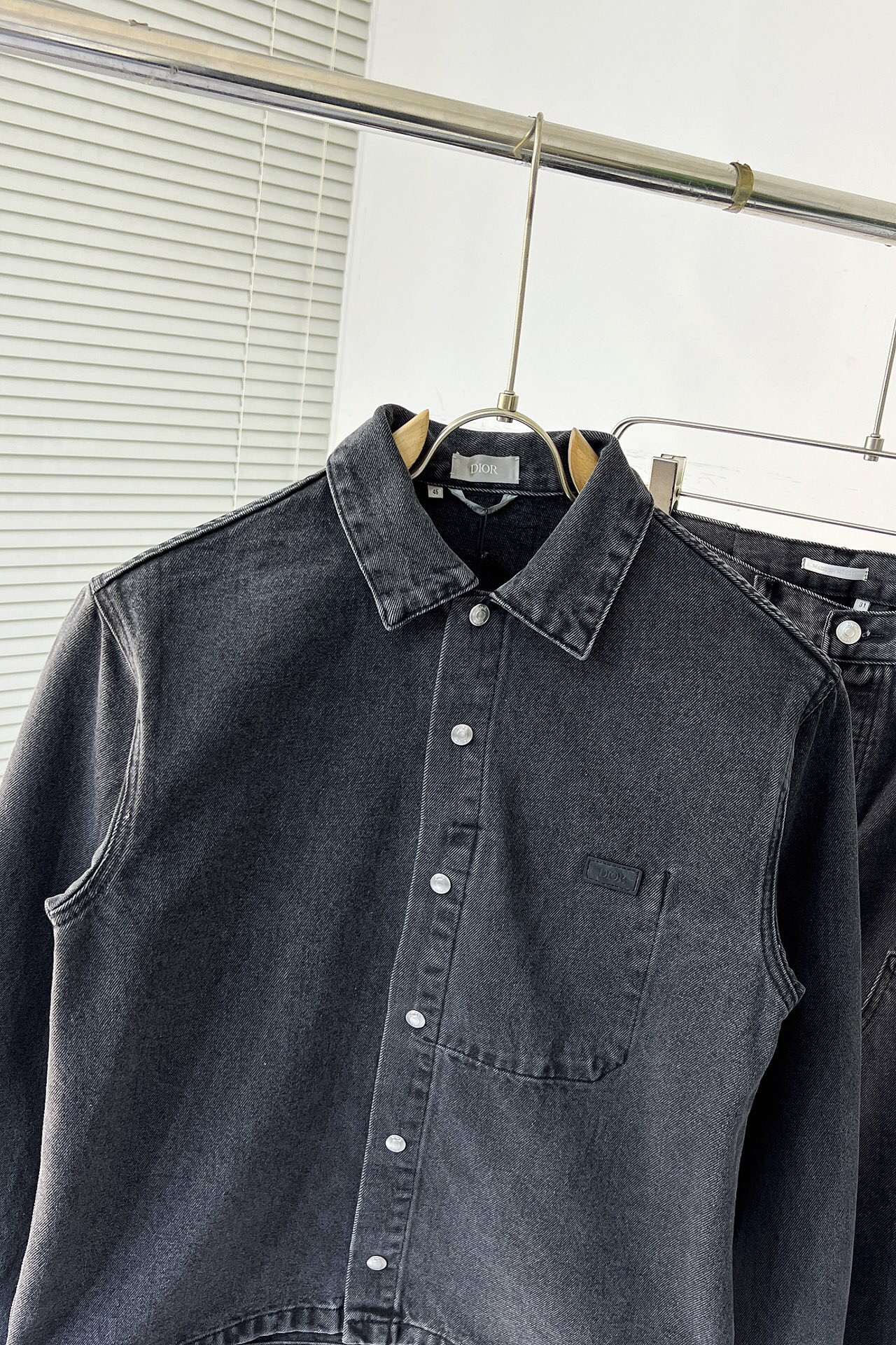 Men suits Top Quality