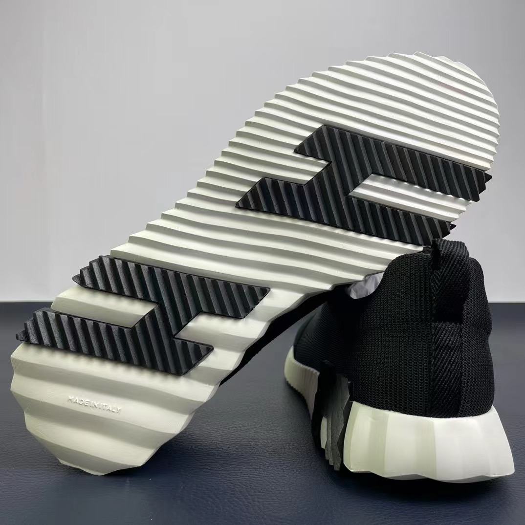 Men H*ermes Top Sneaker