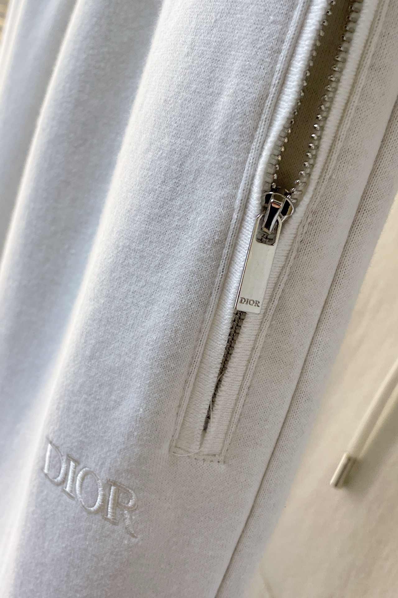 Men suits Top Quality