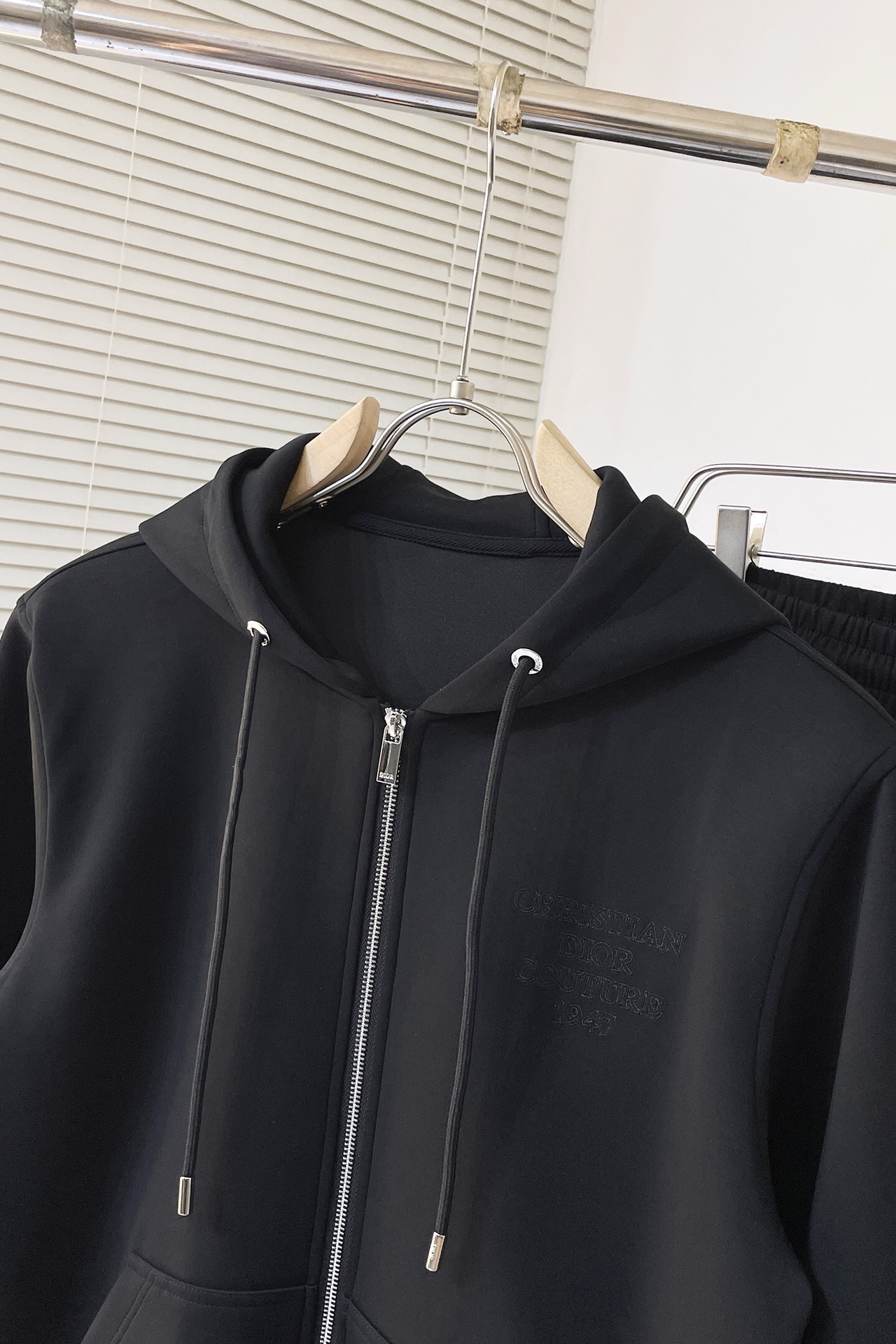 Men suits Top Quality