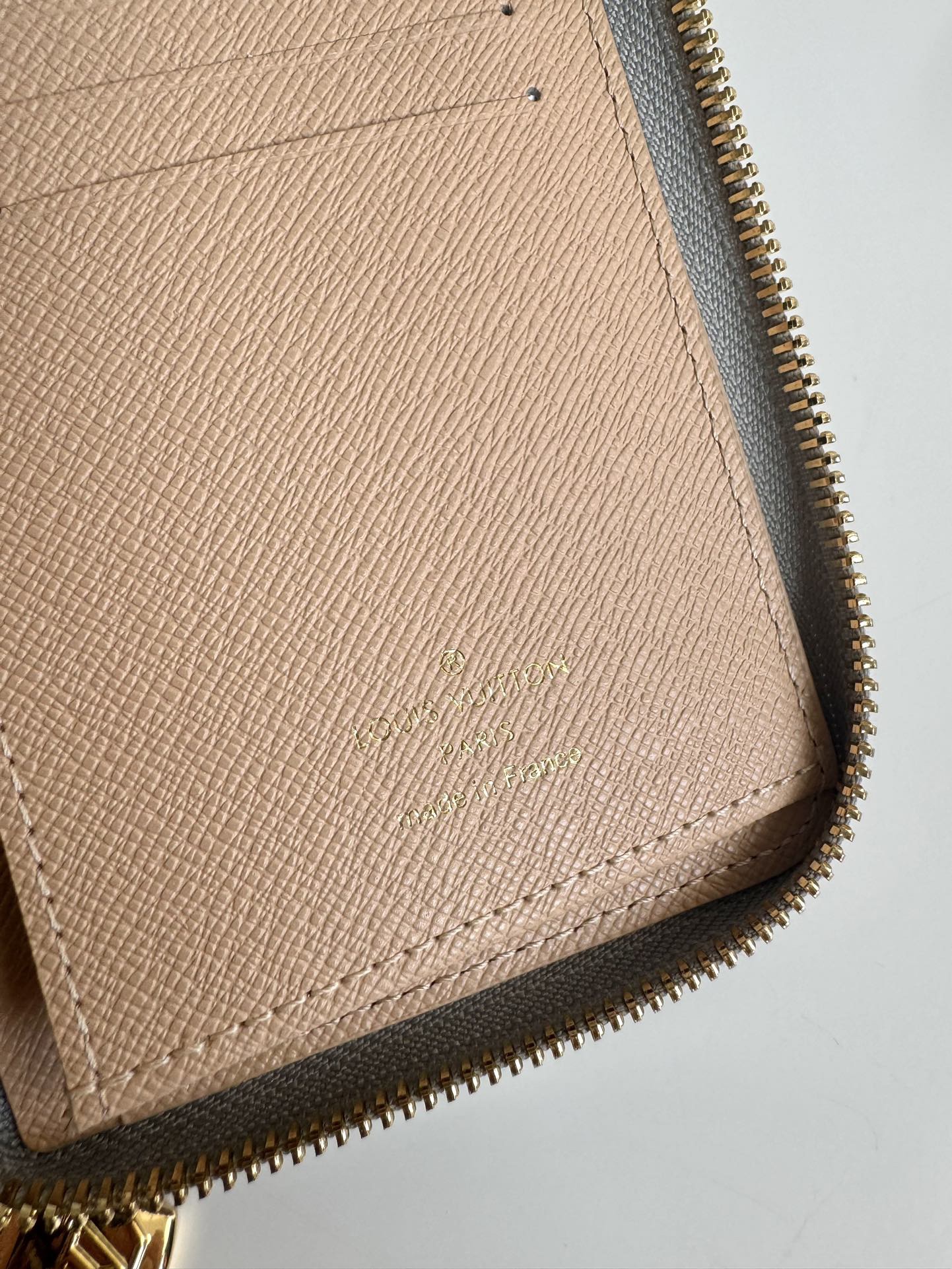 L*ouis V*uitton Top Bag