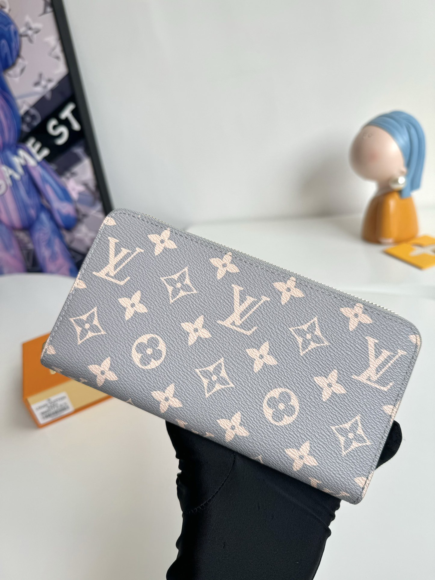 L*ouis V*uitton Top Bag