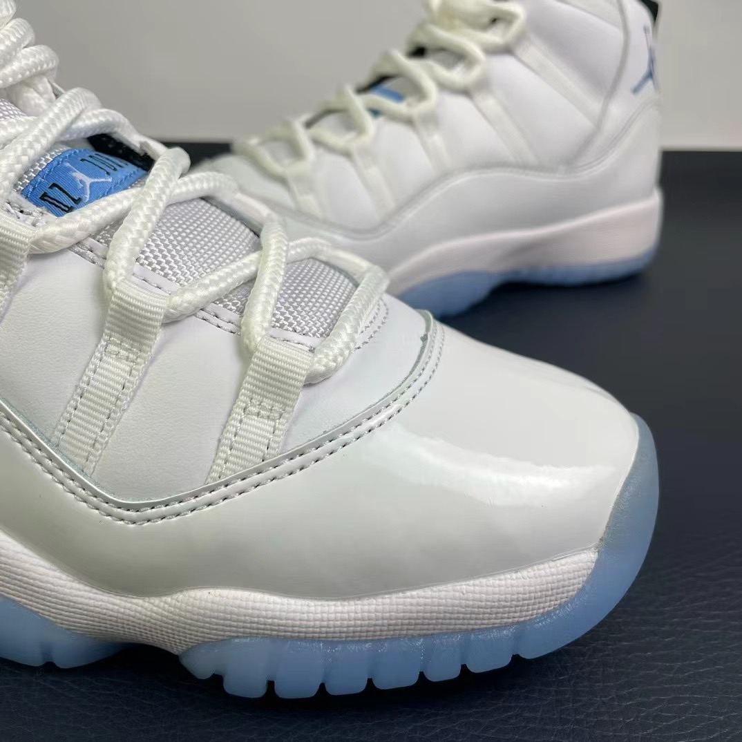NIKE Air Jordan 11（）